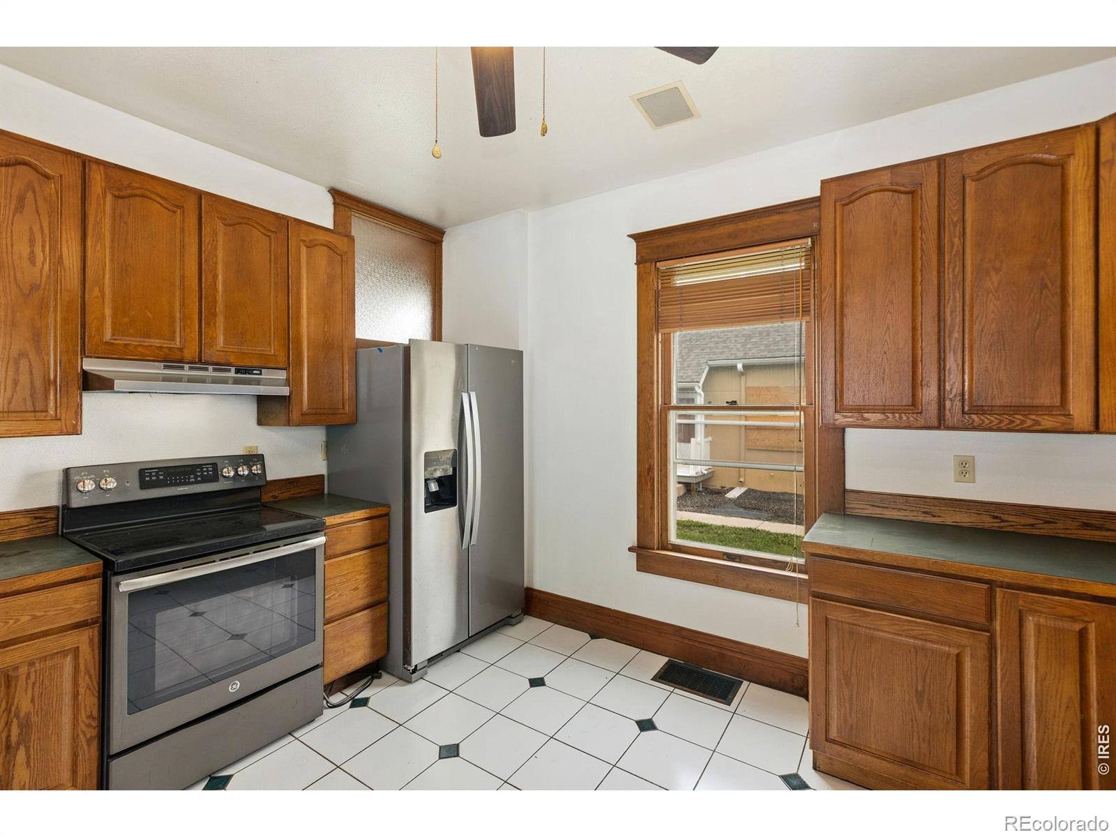 MLS Image #14 for 1520  12th avenue,greeley, Colorado