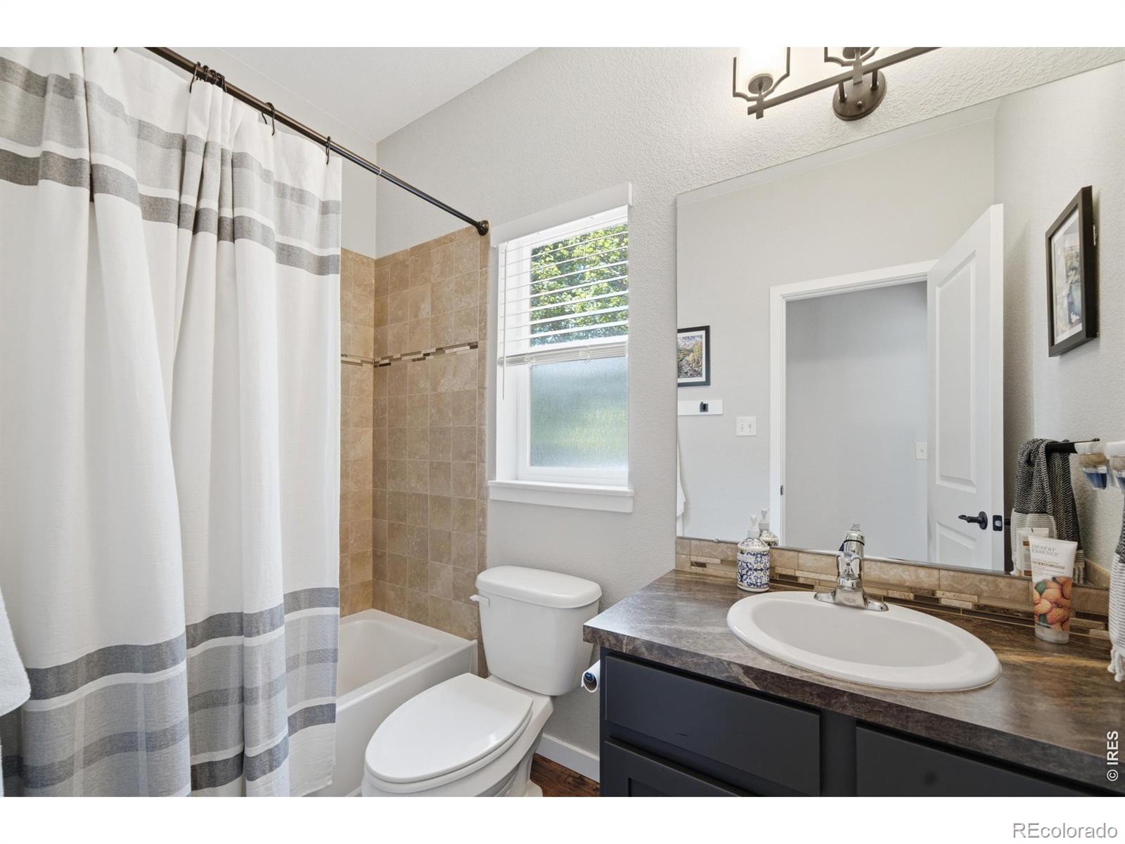 MLS Image #16 for 4039  stoney creek drive,fort collins, Colorado