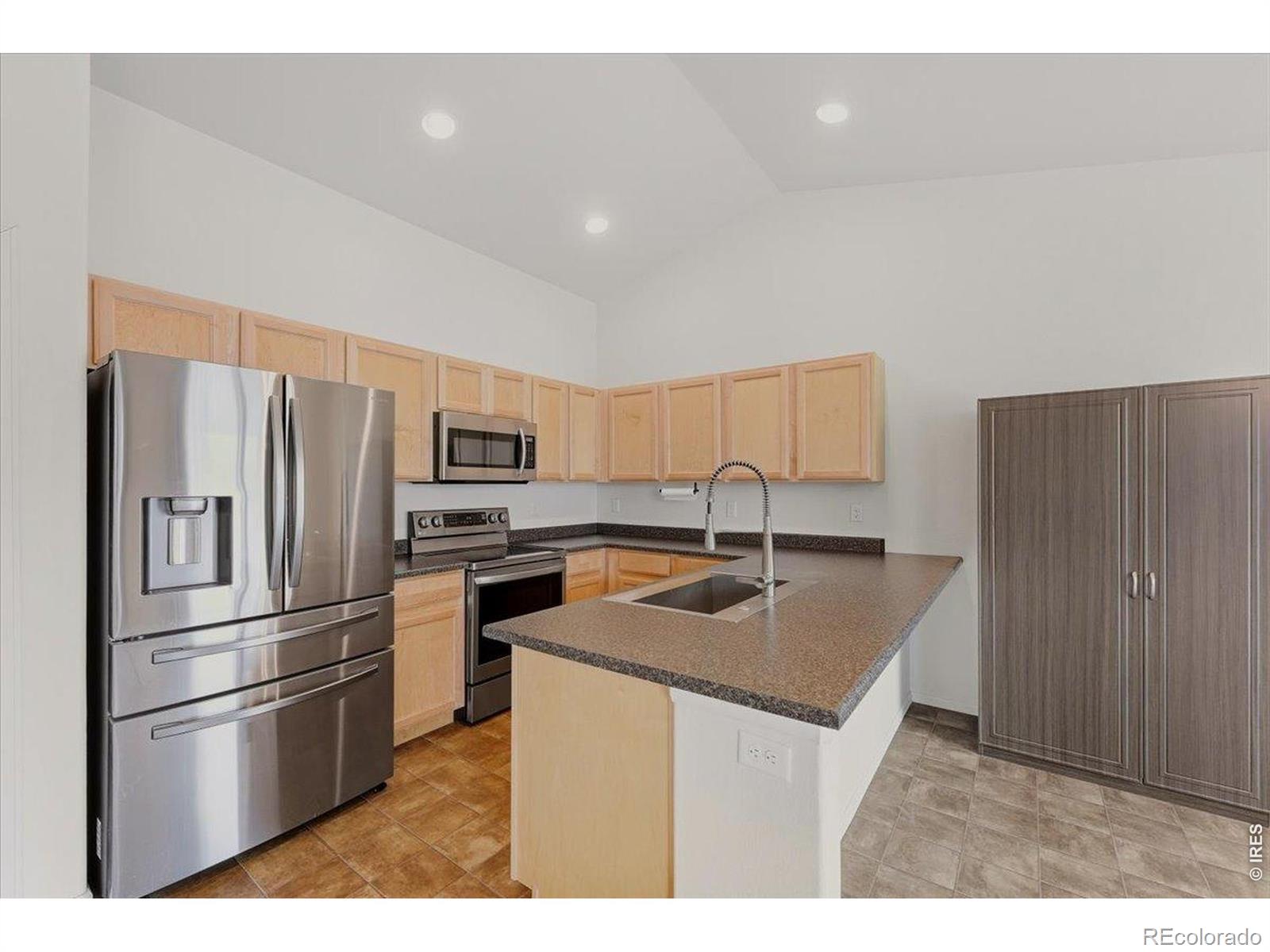 MLS Image #7 for 639  gore range drive,severance, Colorado