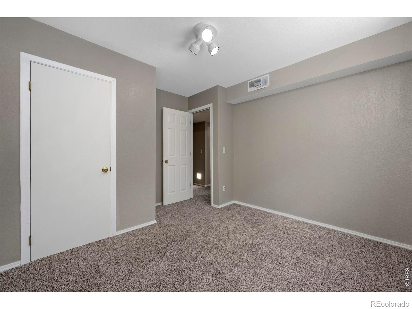 MLS Image #17 for 4986 w 61st place,arvada, Colorado