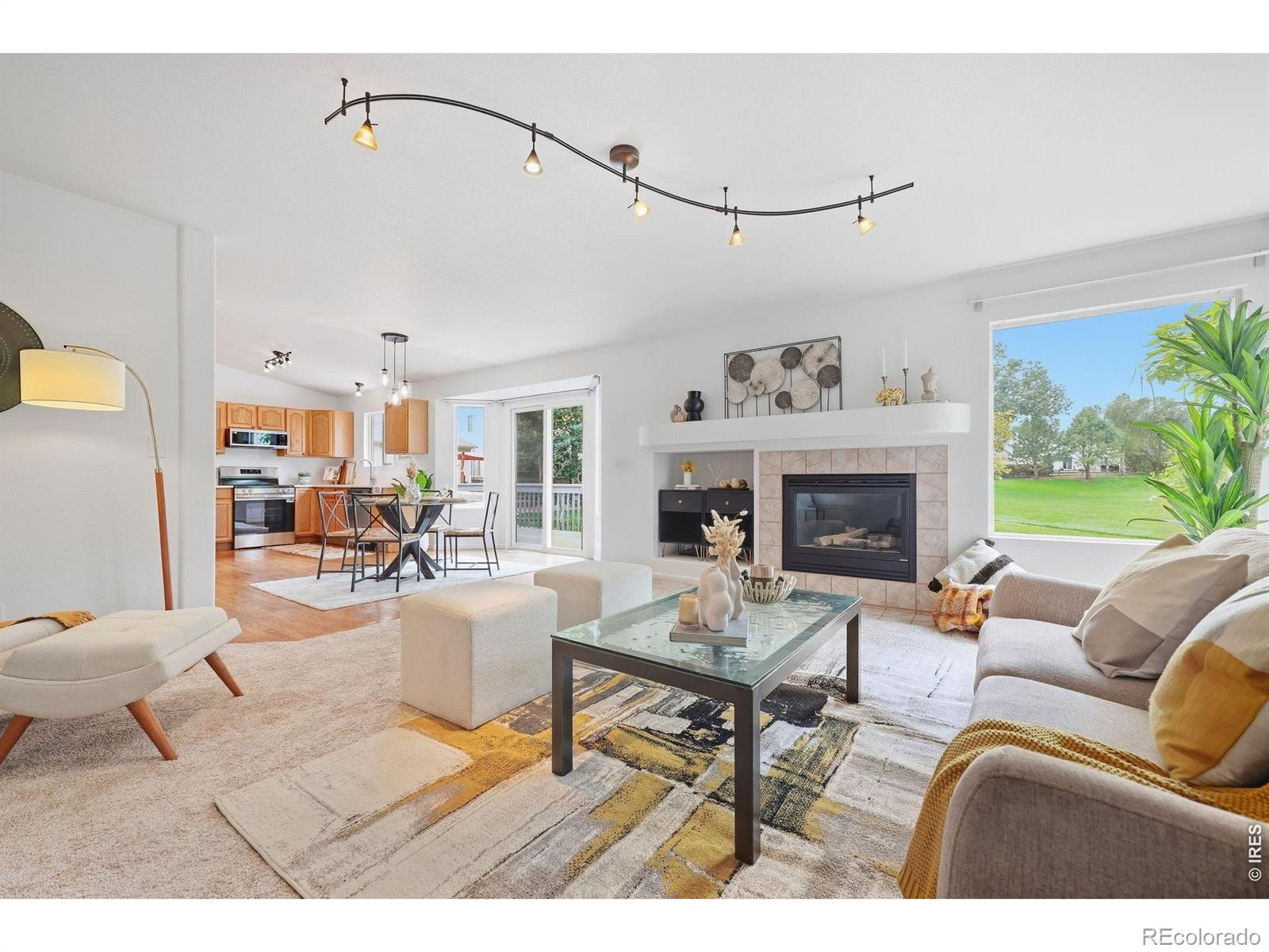 MLS Image #3 for 1001  wolf creek drive,longmont, Colorado