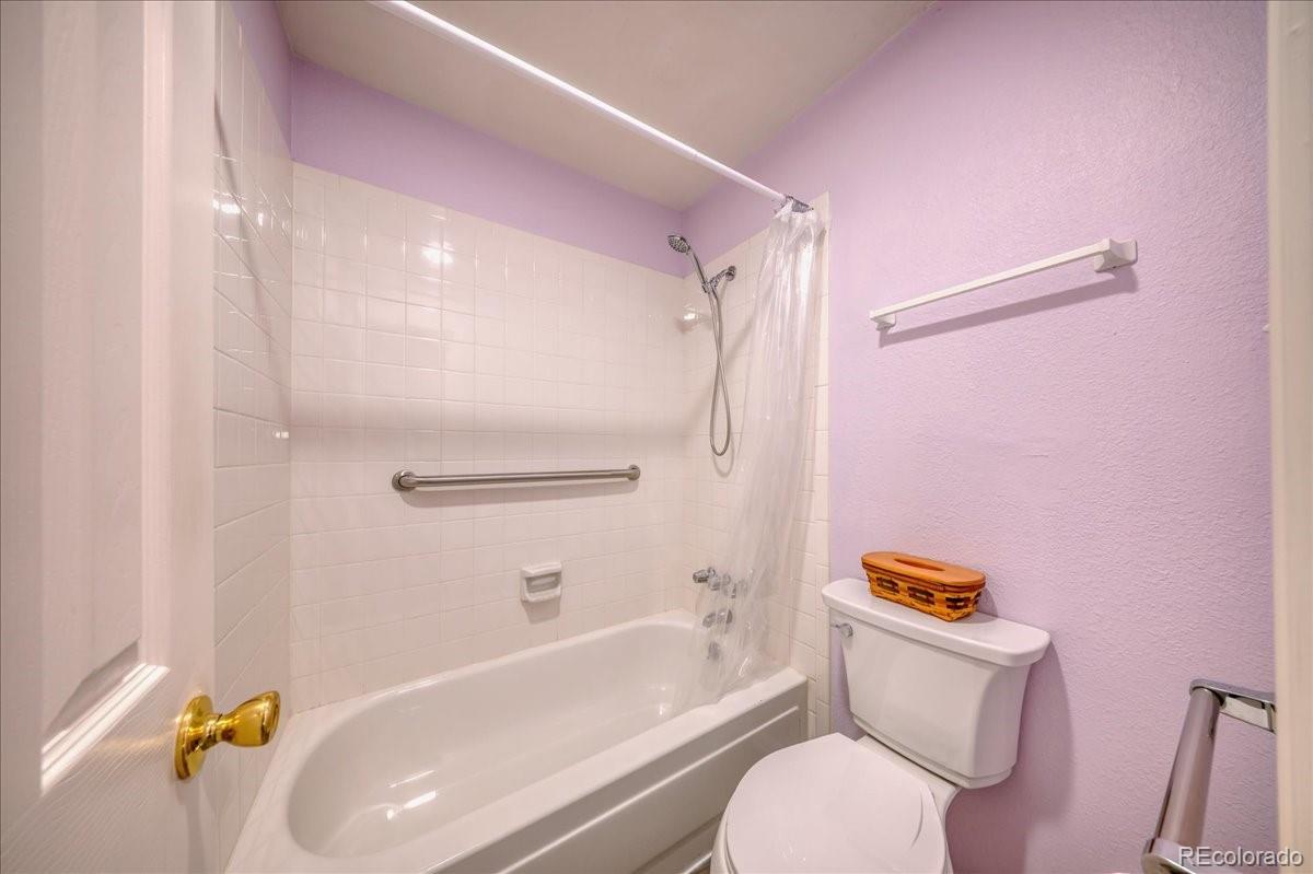 MLS Image #15 for 7132 s bryant street 211,littleton, Colorado