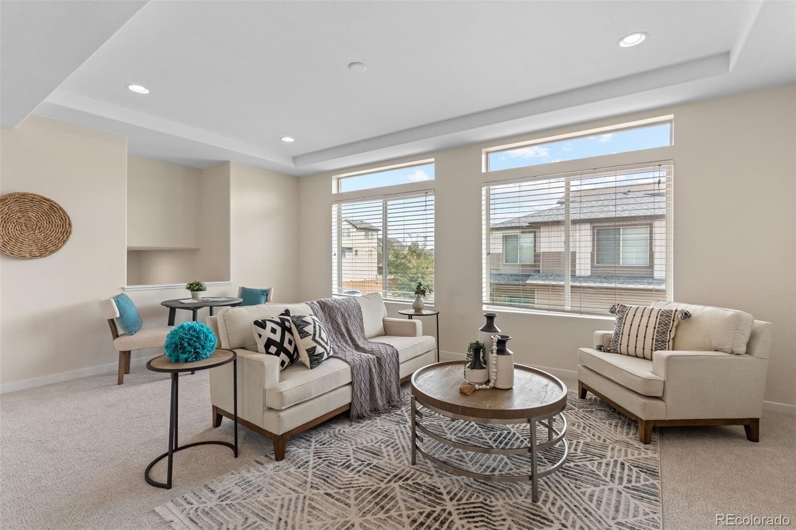 MLS Image #6 for 20054 e 48th drive,denver, Colorado