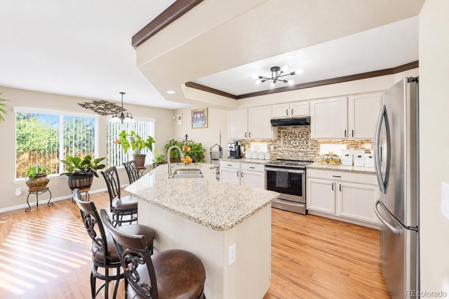 MLS Image #7 for 20473 e 40th place,denver, Colorado