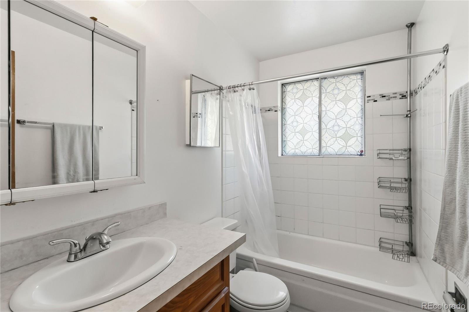 MLS Image #13 for 1164 s oakland street,aurora, Colorado