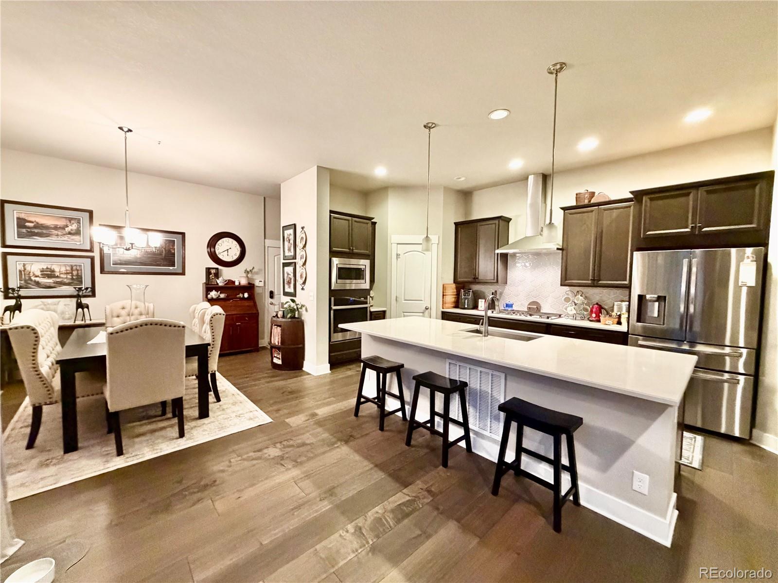 MLS Image #10 for 10350 e 57th place,denver, Colorado