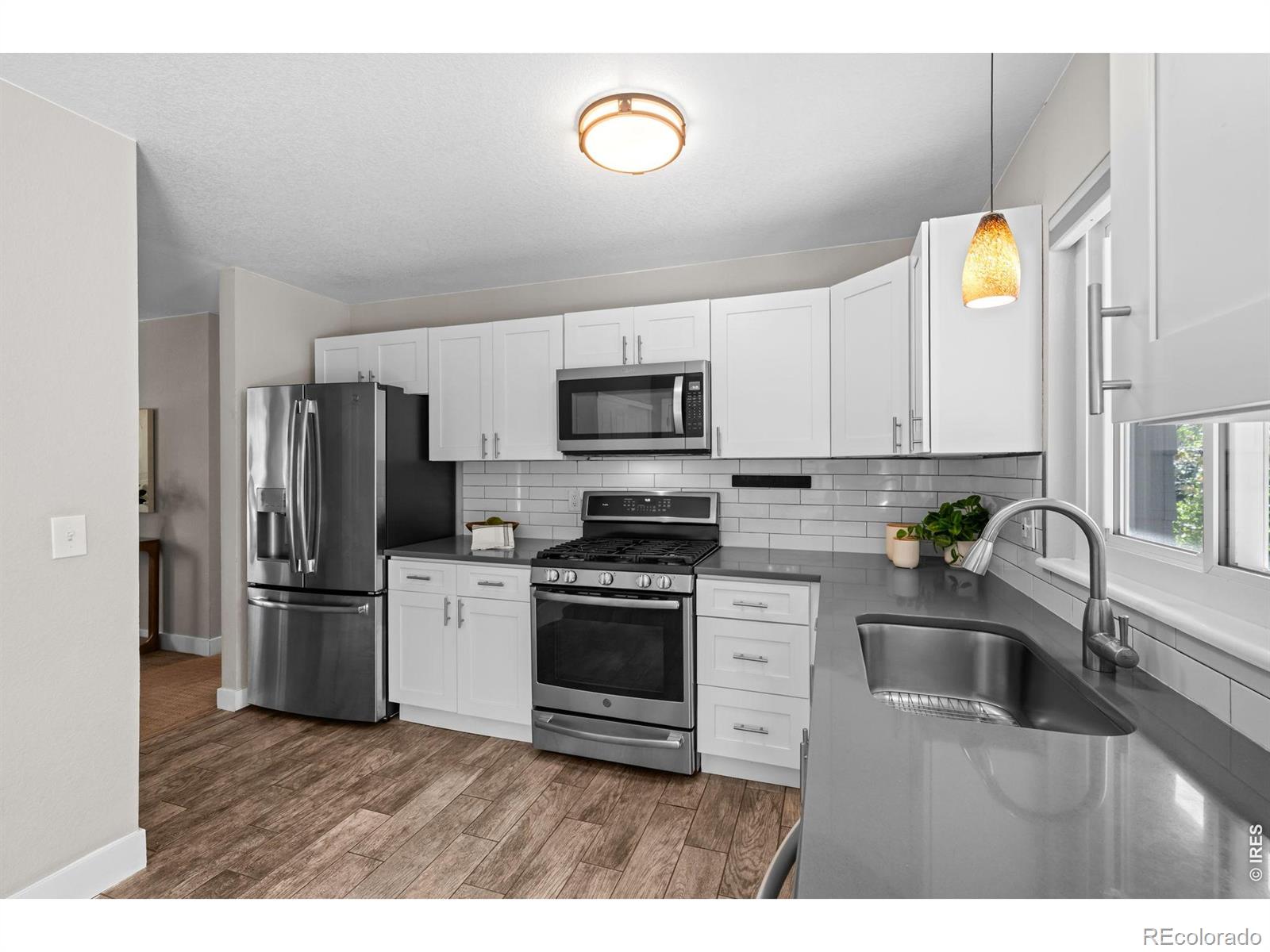 MLS Image #10 for 730 w willow street,louisville, Colorado