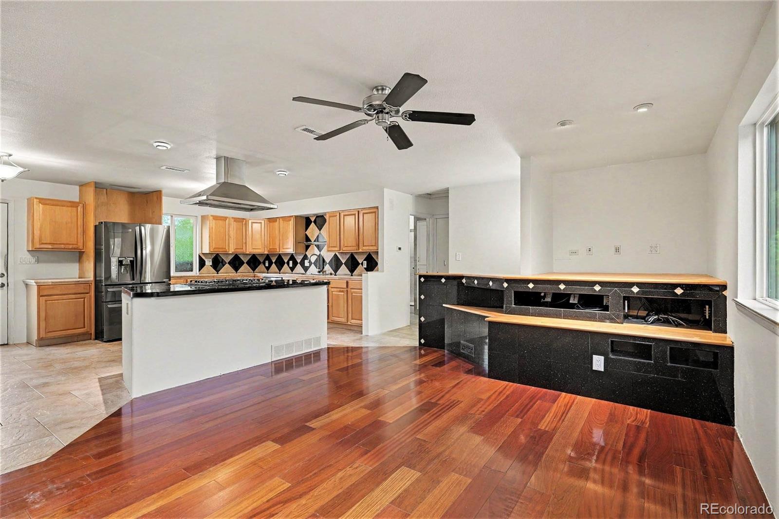 MLS Image #4 for 7347 s spruce street,centennial, Colorado