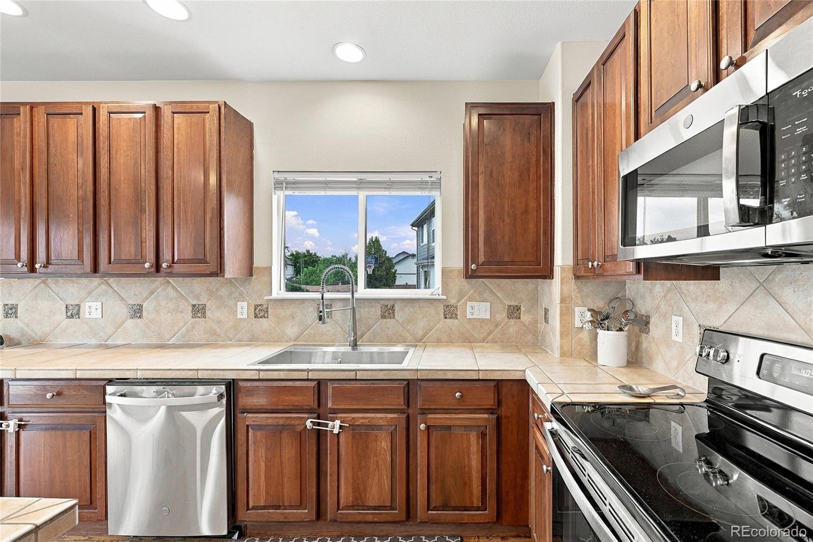 MLS Image #10 for 3903 s quemoy way,aurora, Colorado