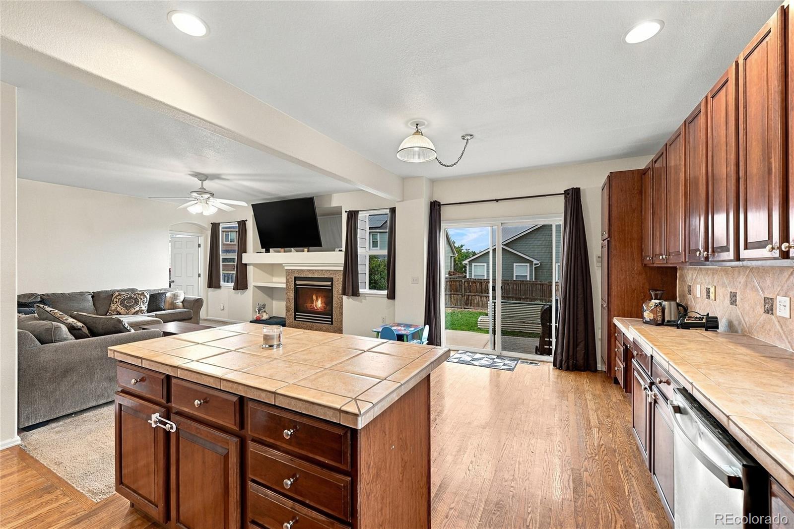 MLS Image #11 for 3903 s quemoy way,aurora, Colorado