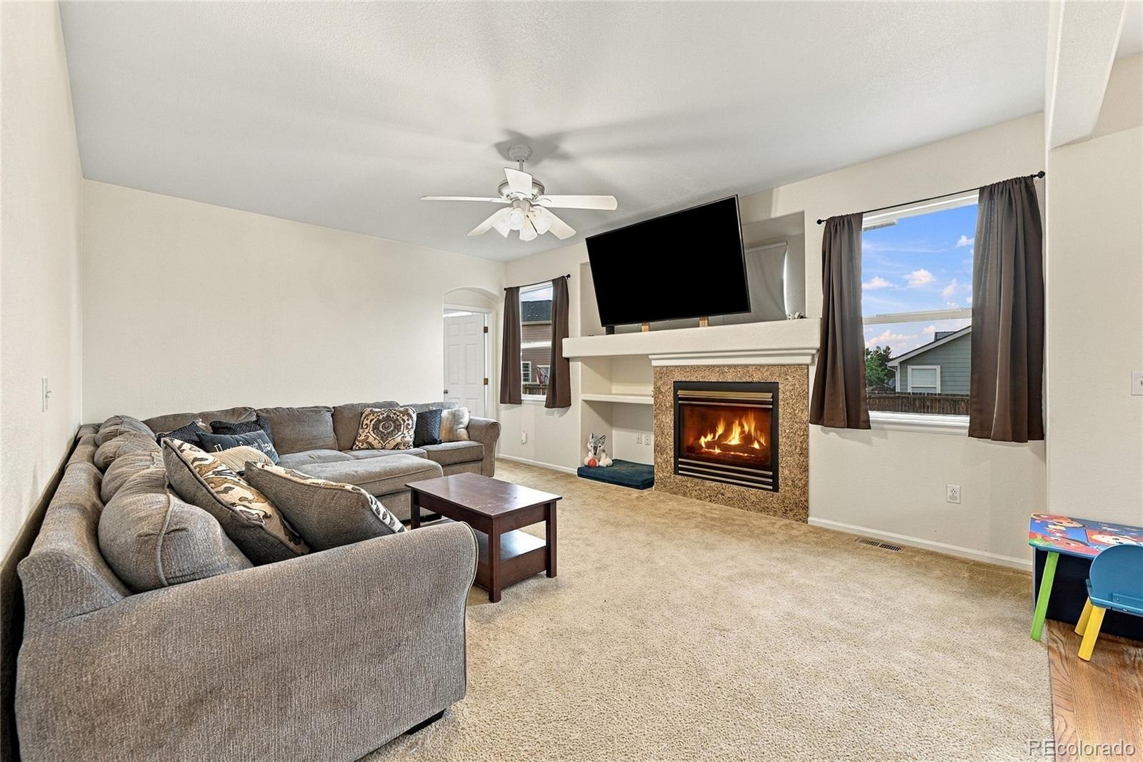 MLS Image #2 for 3903 s quemoy way,aurora, Colorado