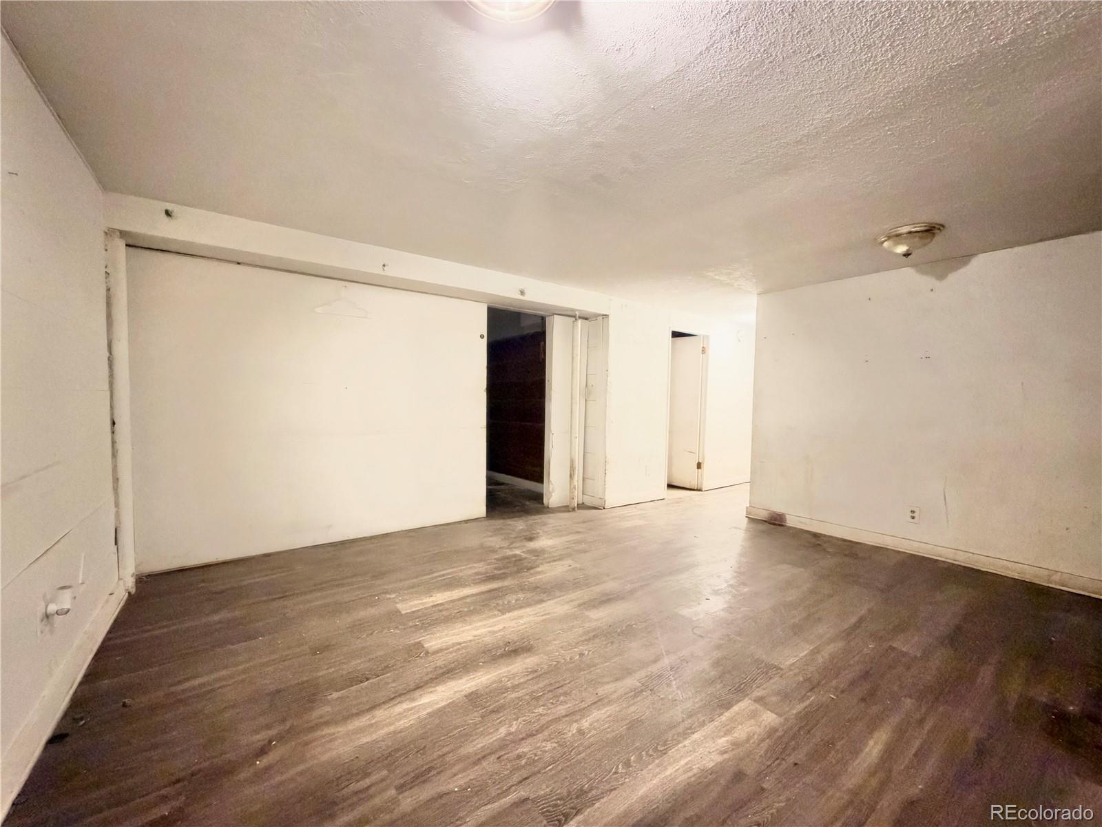 MLS Image #14 for 1996 s olathe street,aurora, Colorado