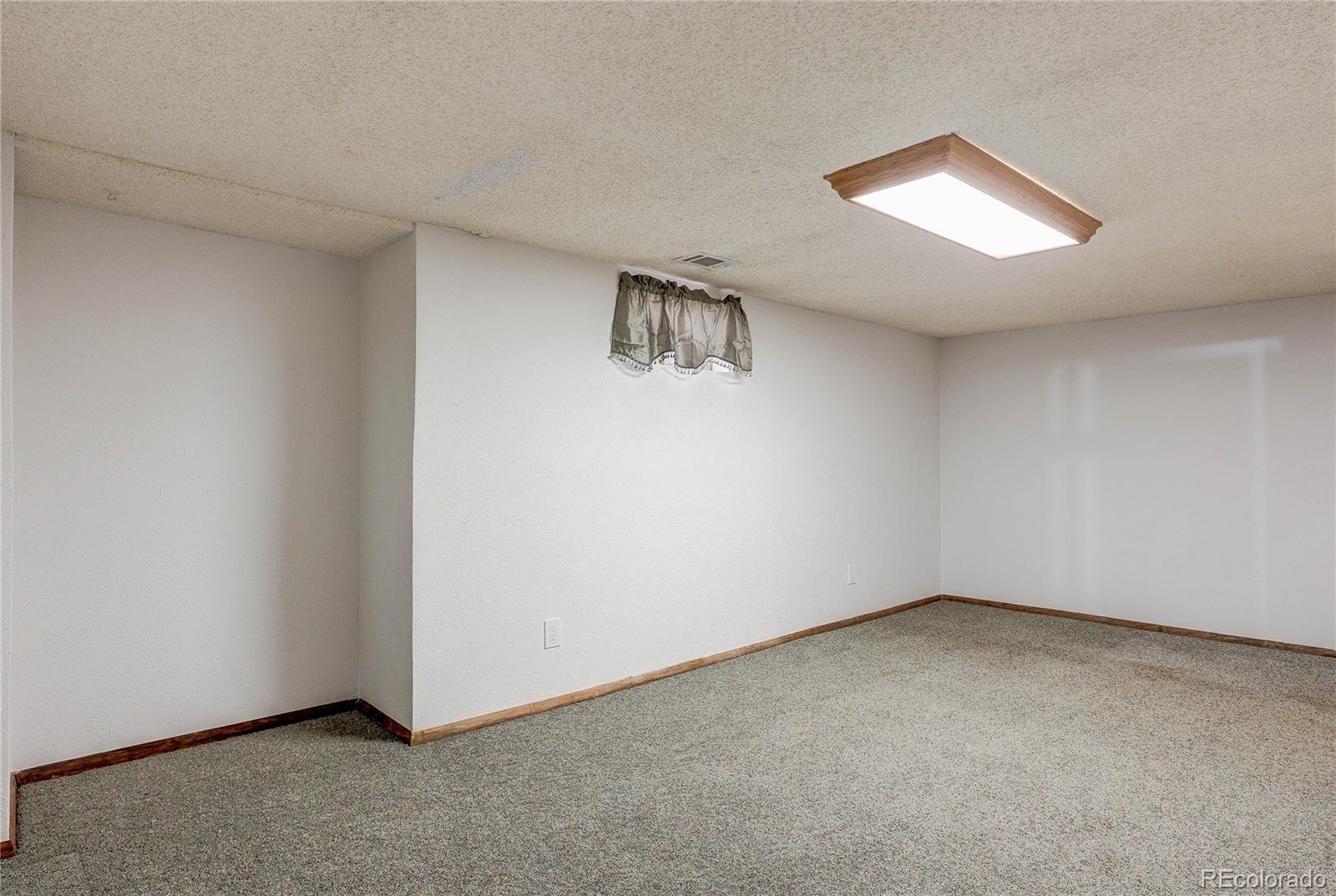 MLS Image #17 for 5840 s julian street,littleton, Colorado