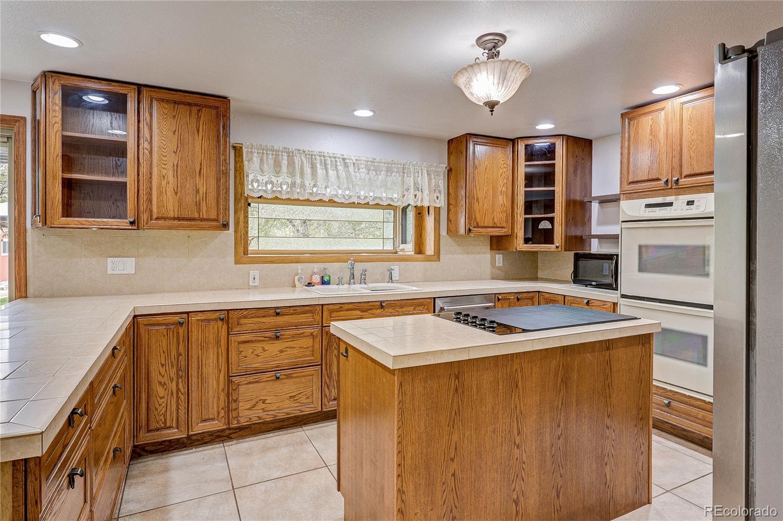 MLS Image #5 for 5840 s julian street,littleton, Colorado