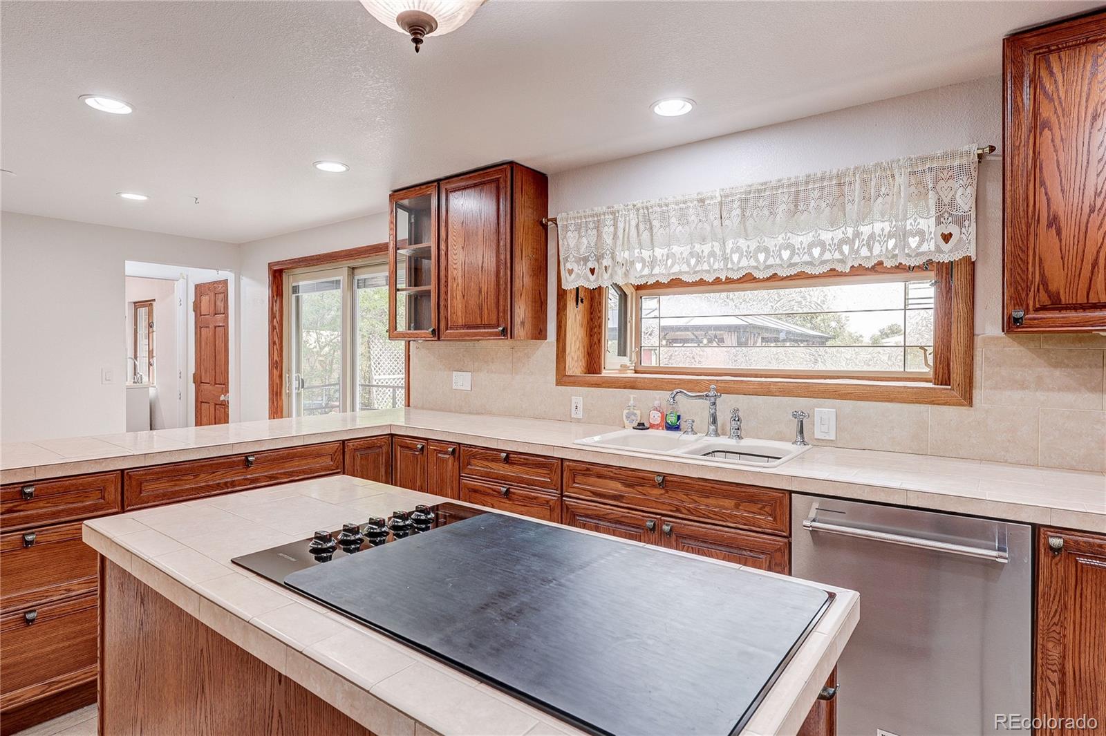 MLS Image #7 for 5840 s julian street,littleton, Colorado