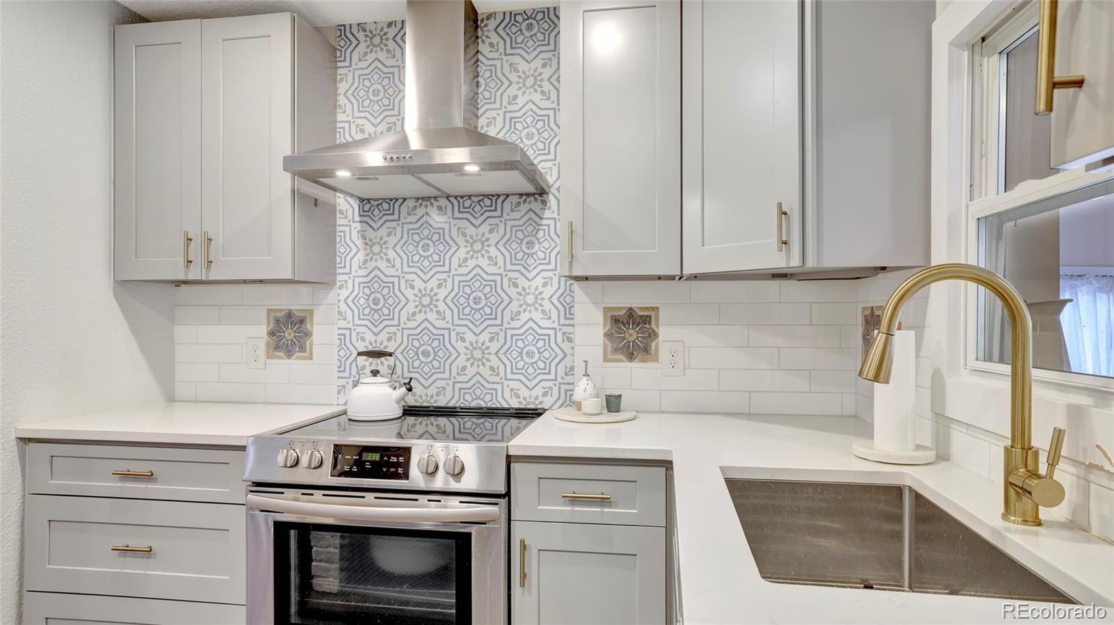 MLS Image #22 for 2549  glenarm place,denver, Colorado