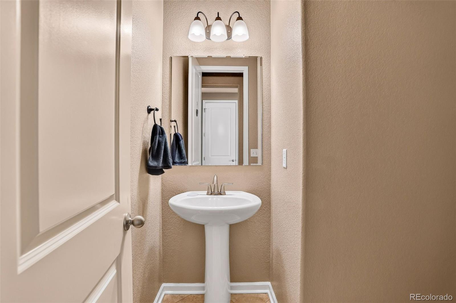 MLS Image #20 for 6405 s ider way,aurora, Colorado