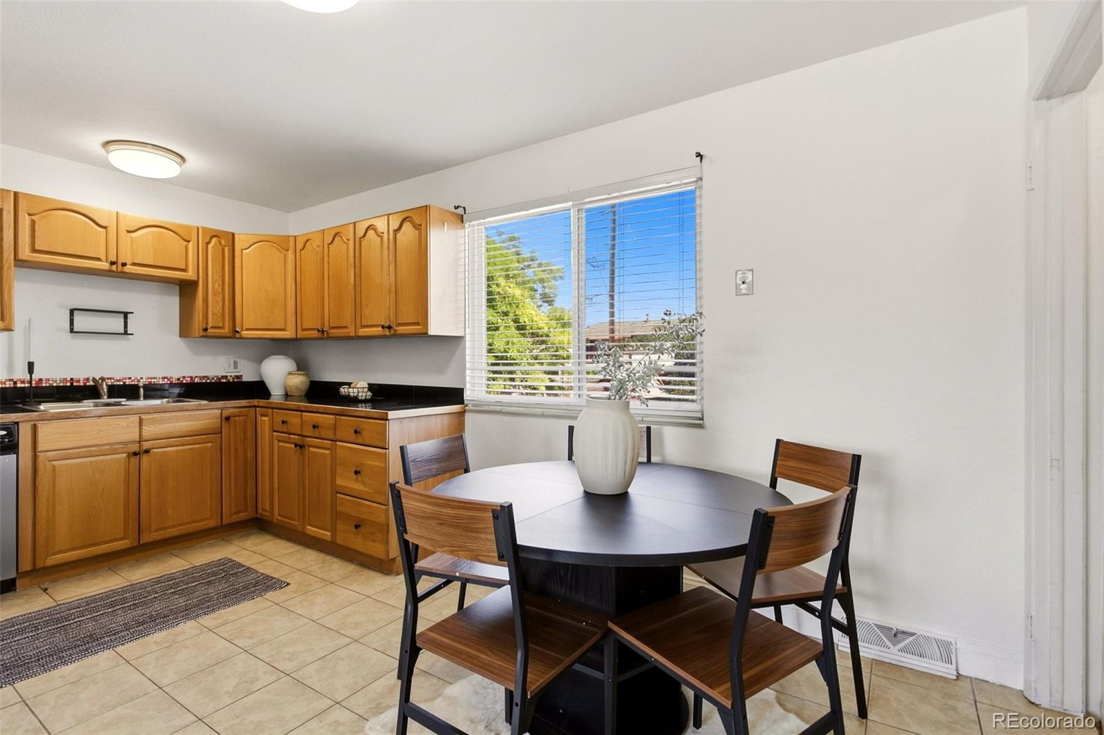 MLS Image #8 for 11738  delaware court,northglenn, Colorado