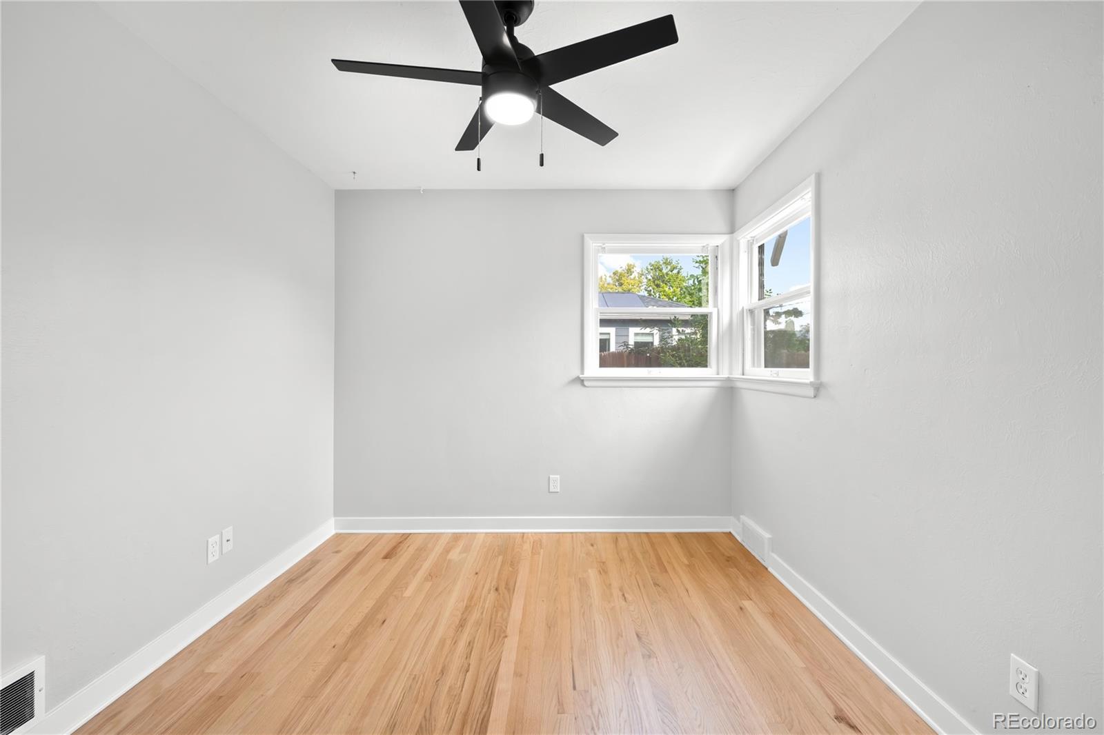 MLS Image #16 for 1392 s raleigh street,denver, Colorado