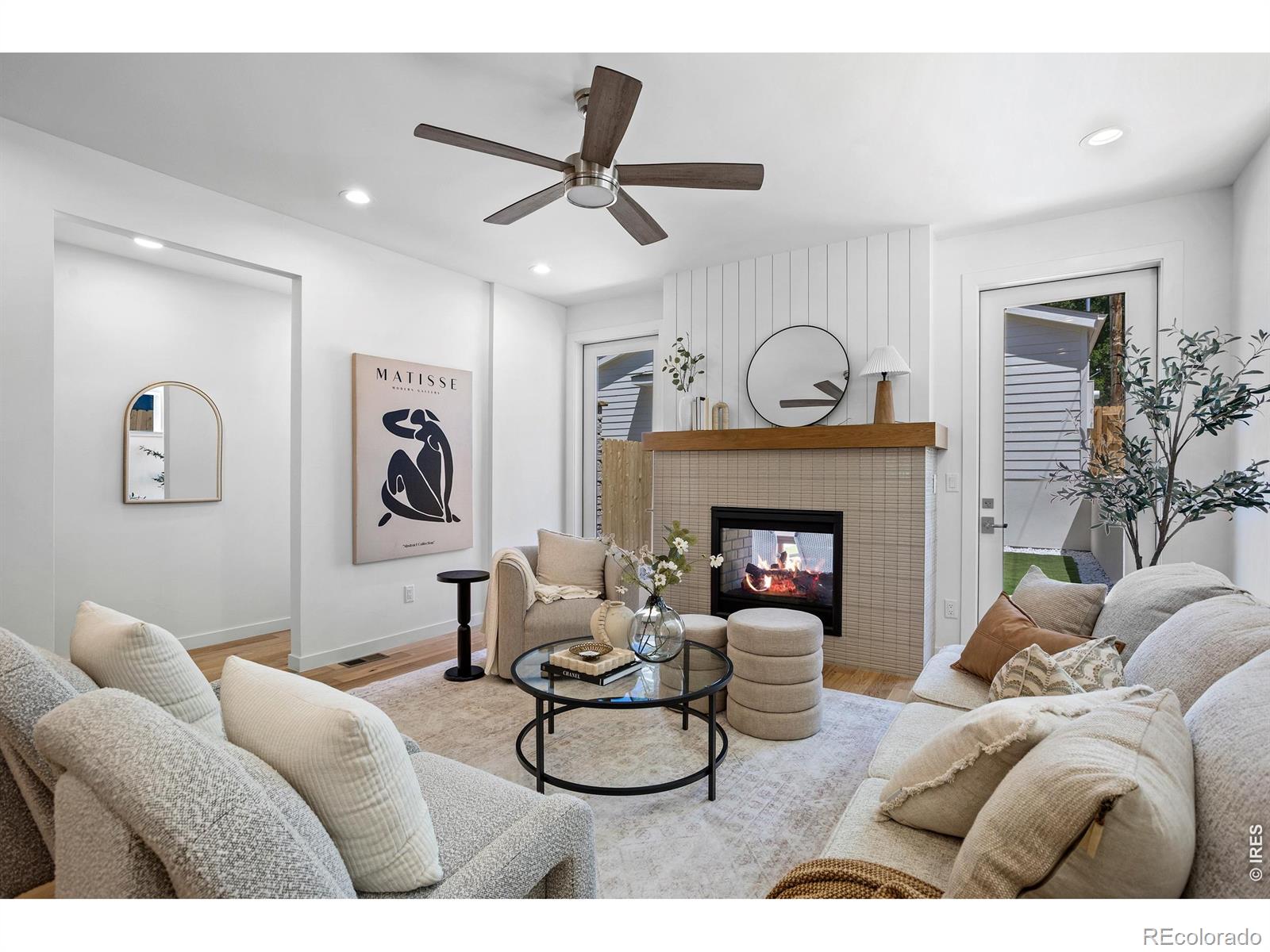 MLS Image #11 for 2160 s grant street,denver, Colorado
