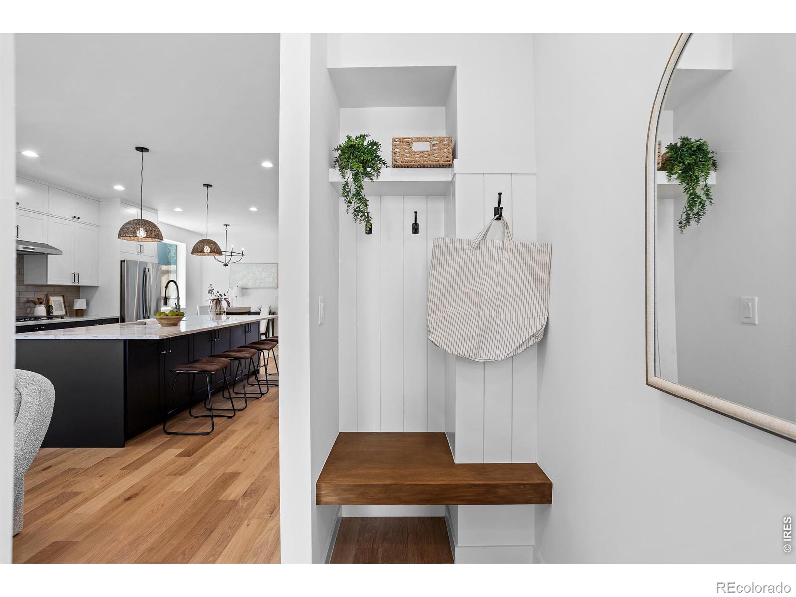 MLS Image #13 for 2160 s grant street,denver, Colorado