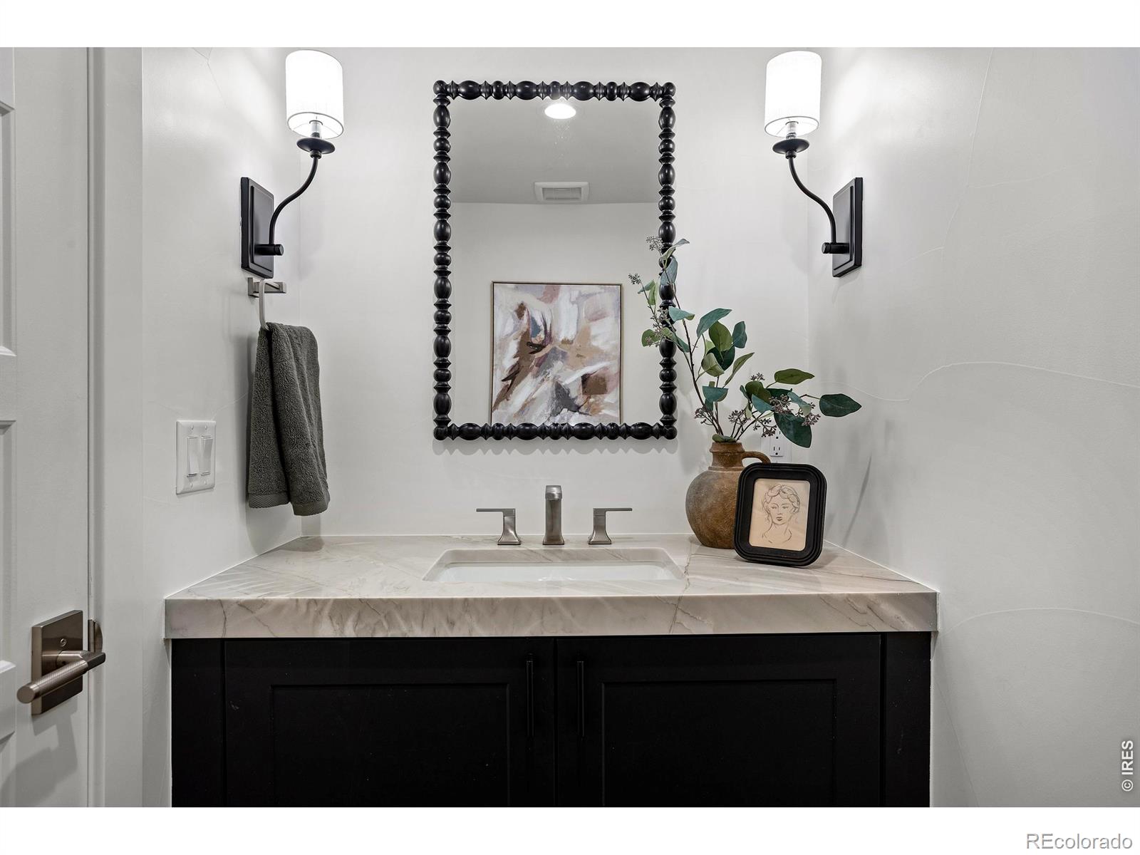 MLS Image #15 for 2160 s grant street,denver, Colorado