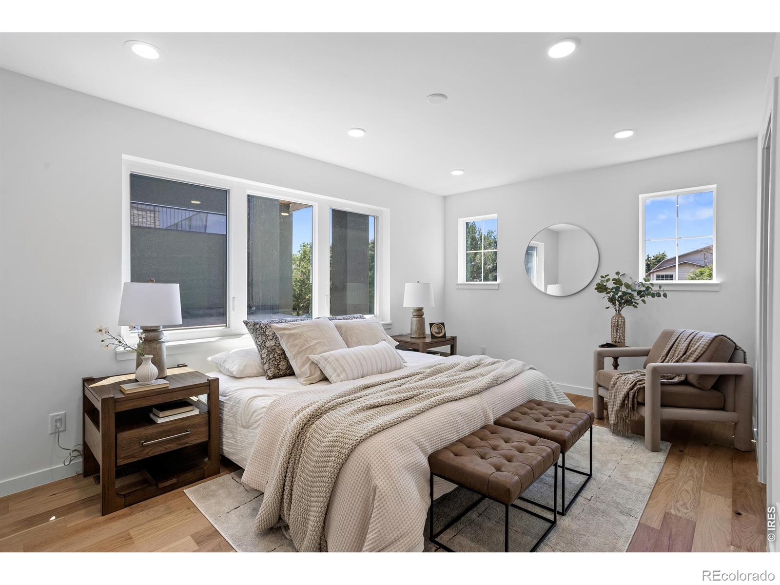 MLS Image #16 for 2160 s grant street,denver, Colorado