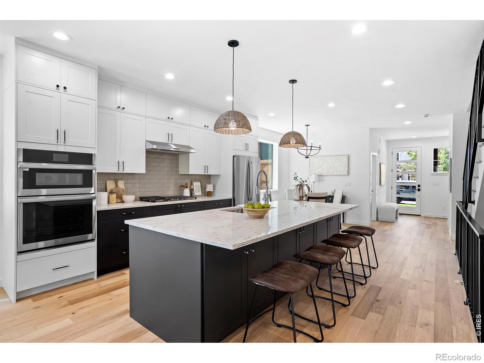 MLS Image #7 for 2160 s grant street,denver, Colorado