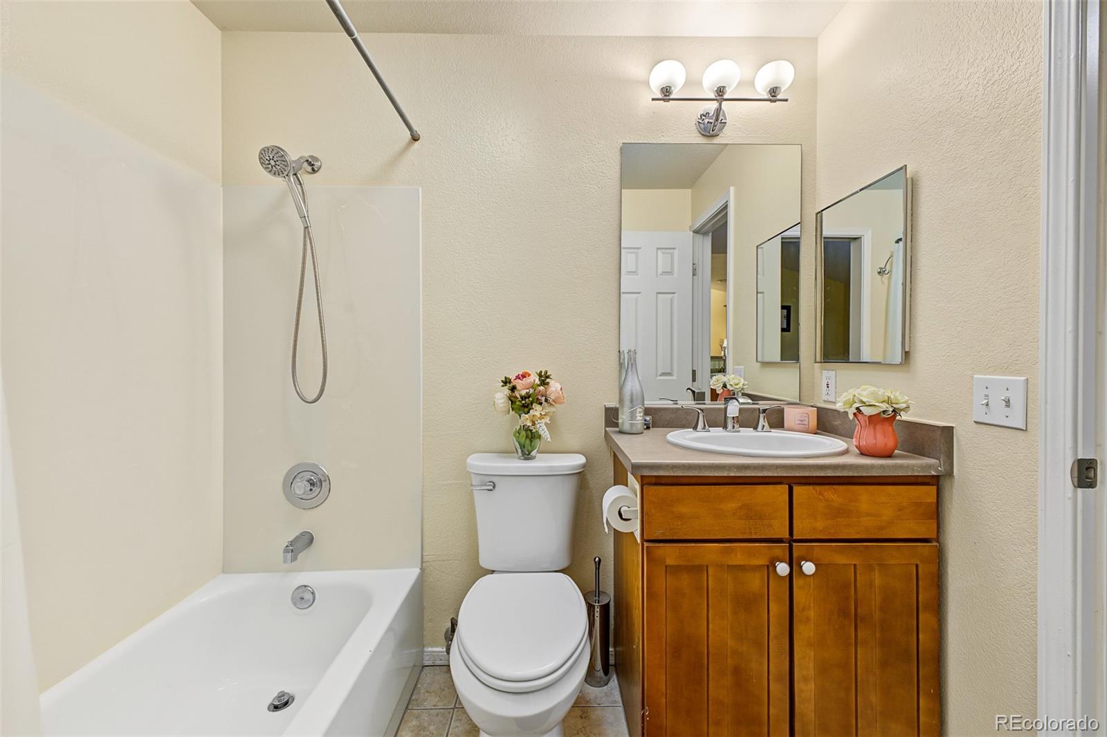 MLS Image #25 for 8777 e dry creek road 1422,centennial, Colorado