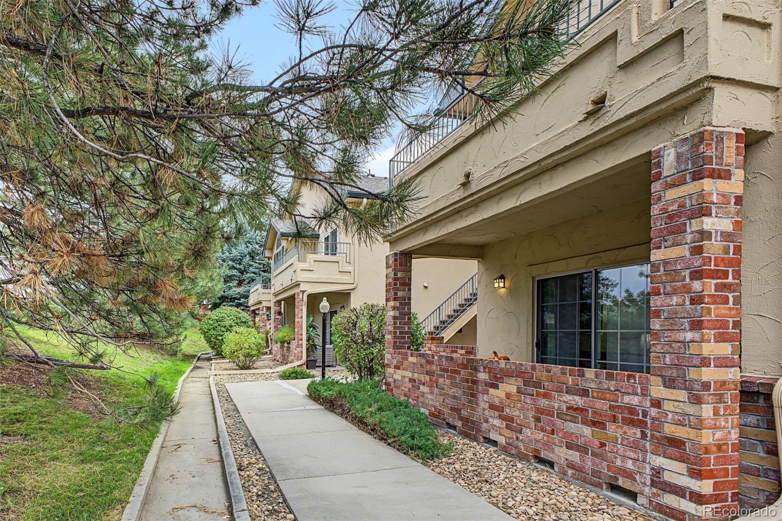 MLS Image #3 for 8777 e dry creek road 1422,centennial, Colorado
