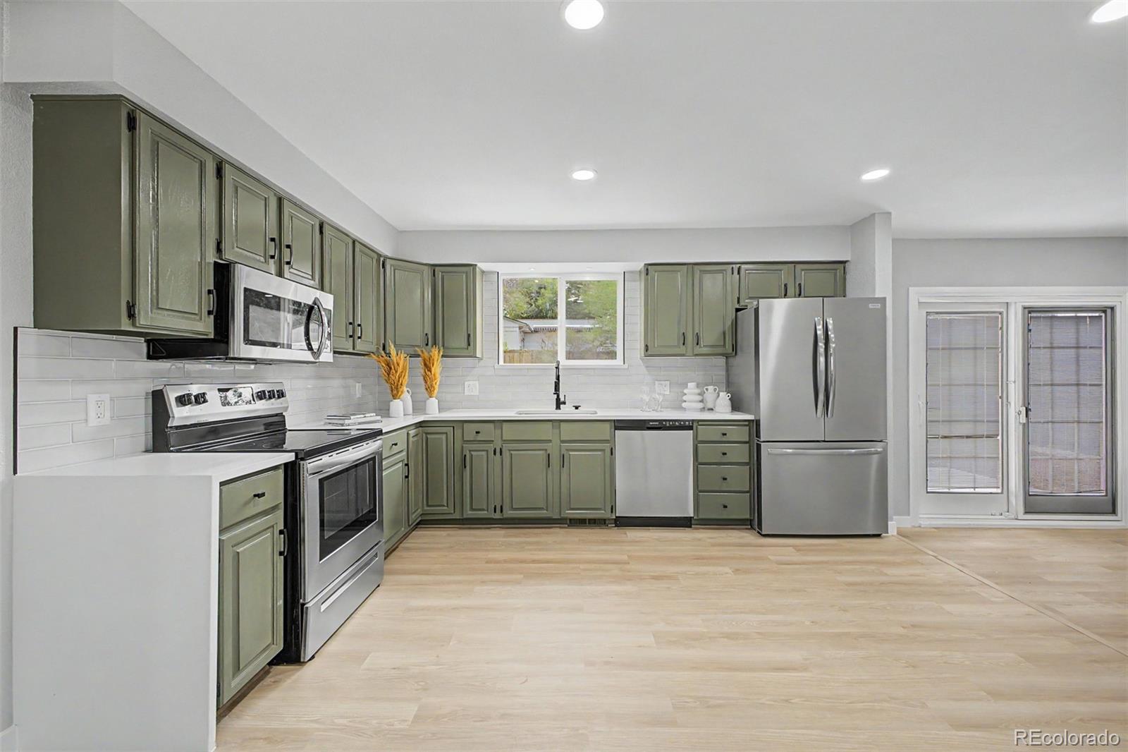 MLS Image #12 for 11353  sherman drive,northglenn, Colorado