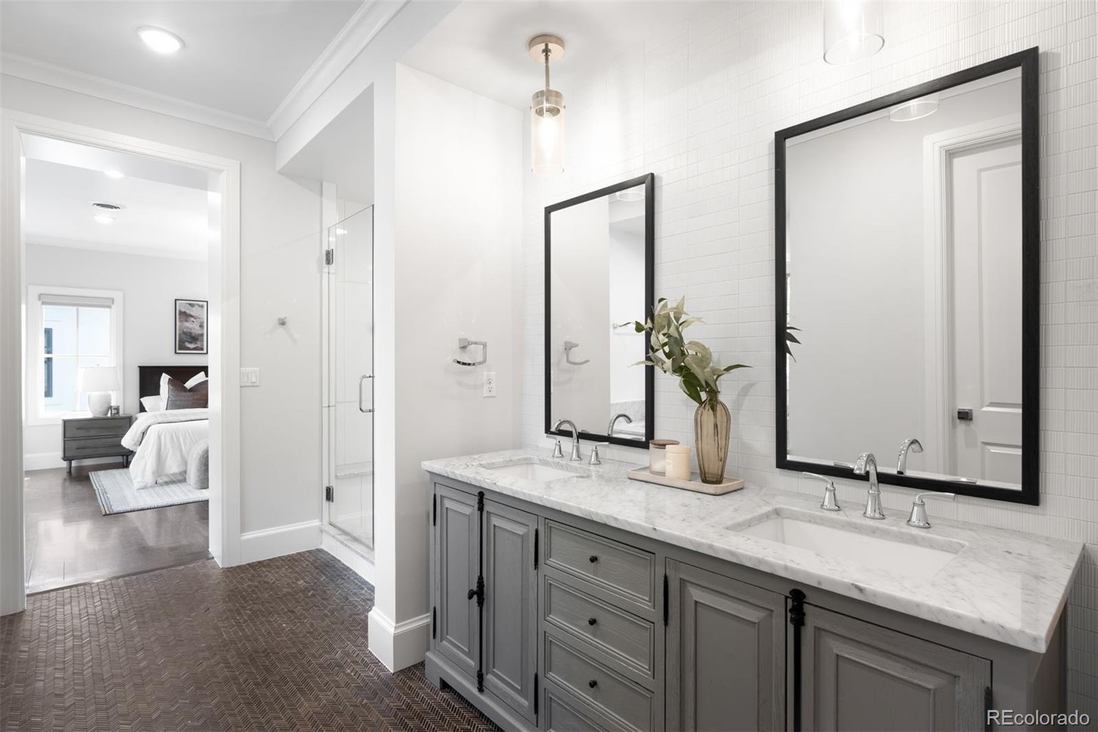 MLS Image #19 for 2218 s clayton street,denver, Colorado