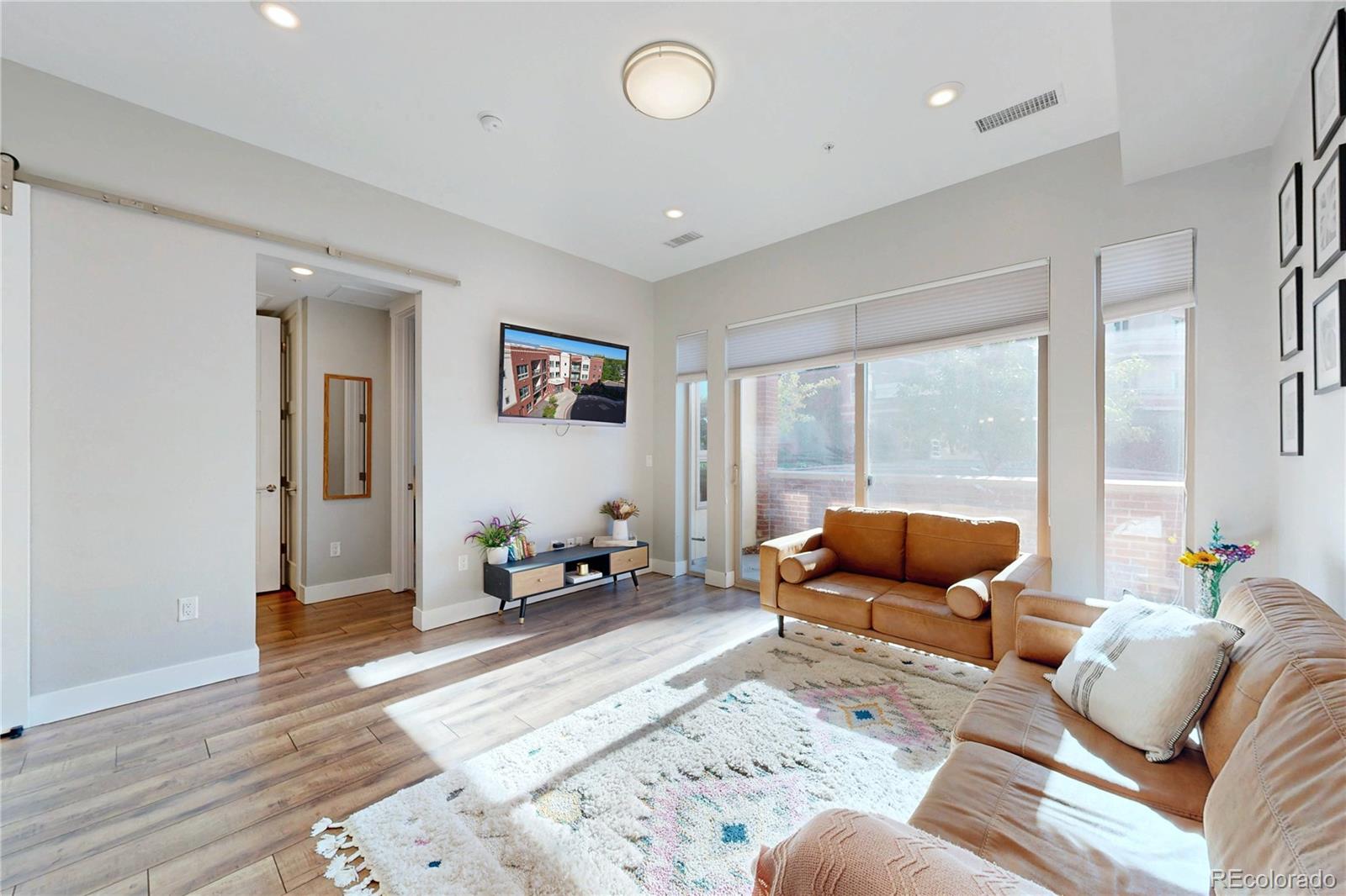 MLS Image #3 for 4885 s monaco street,denver, Colorado