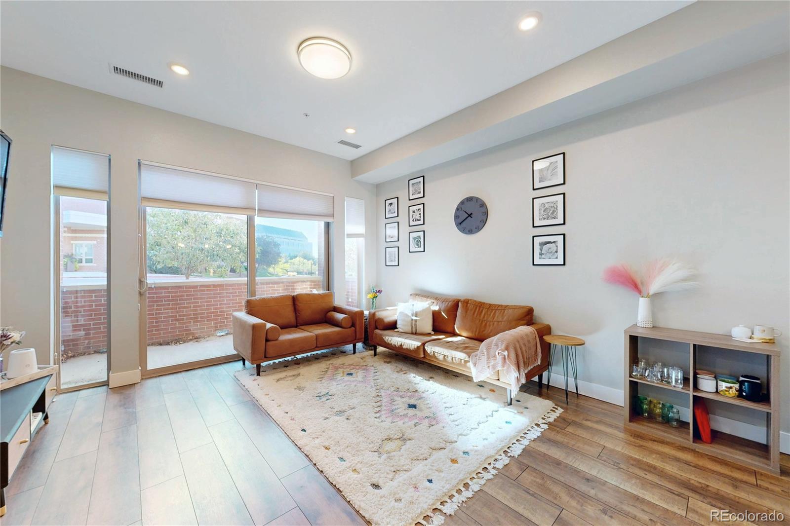 MLS Image #4 for 4885 s monaco street,denver, Colorado
