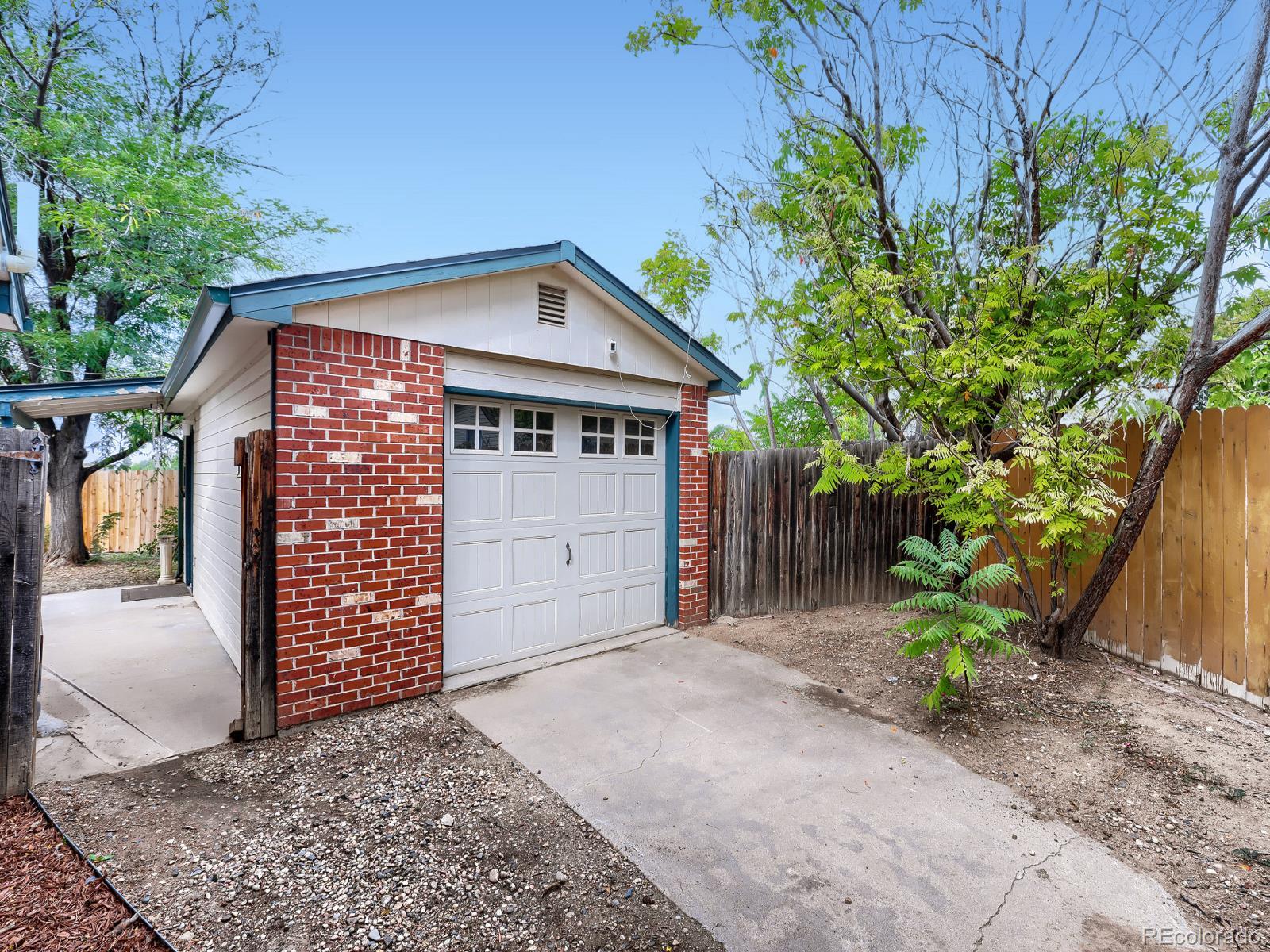 MLS Image #23 for 15818 e 8th circle,aurora, Colorado