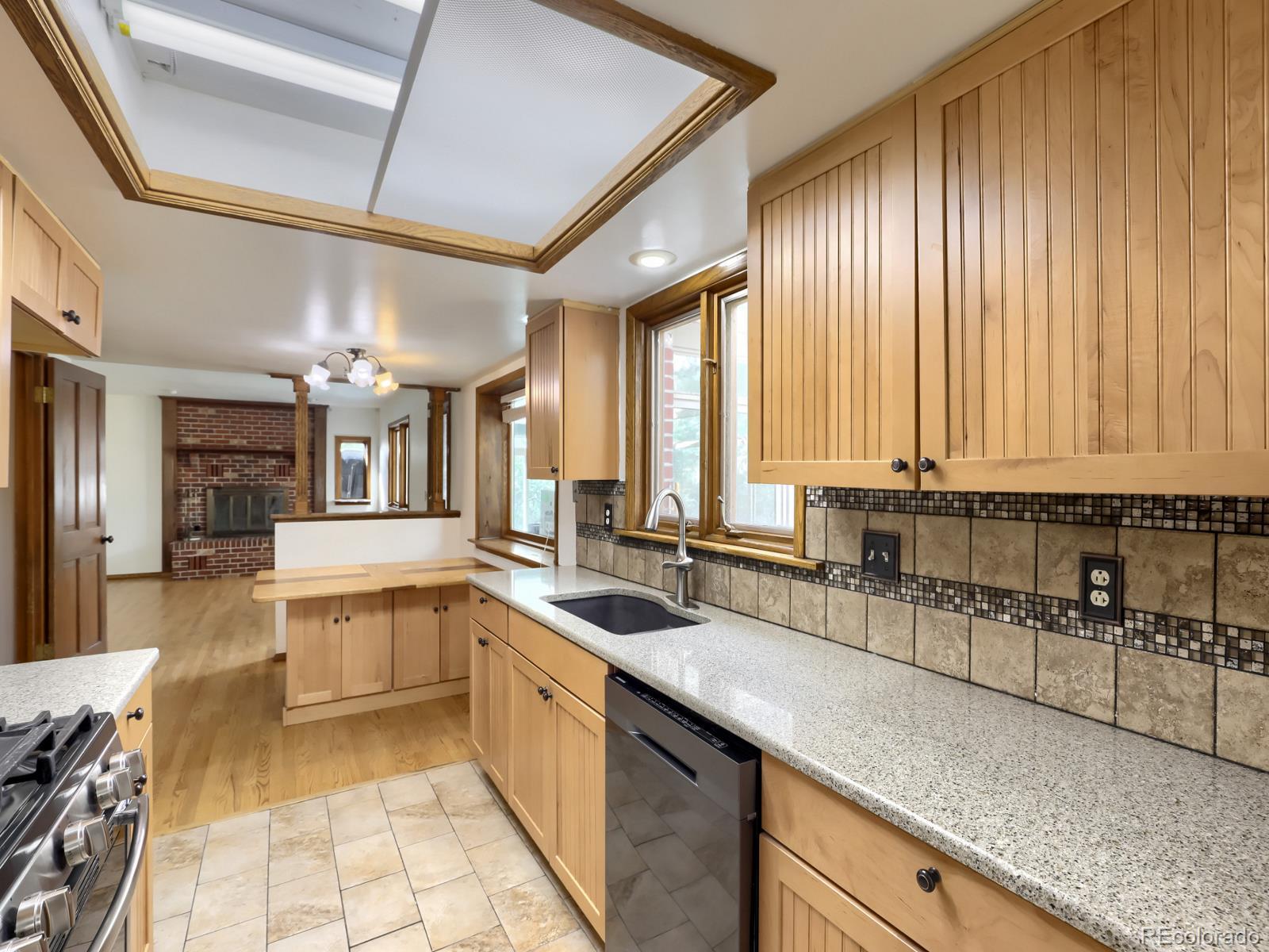MLS Image #7 for 15818 e 8th circle,aurora, Colorado