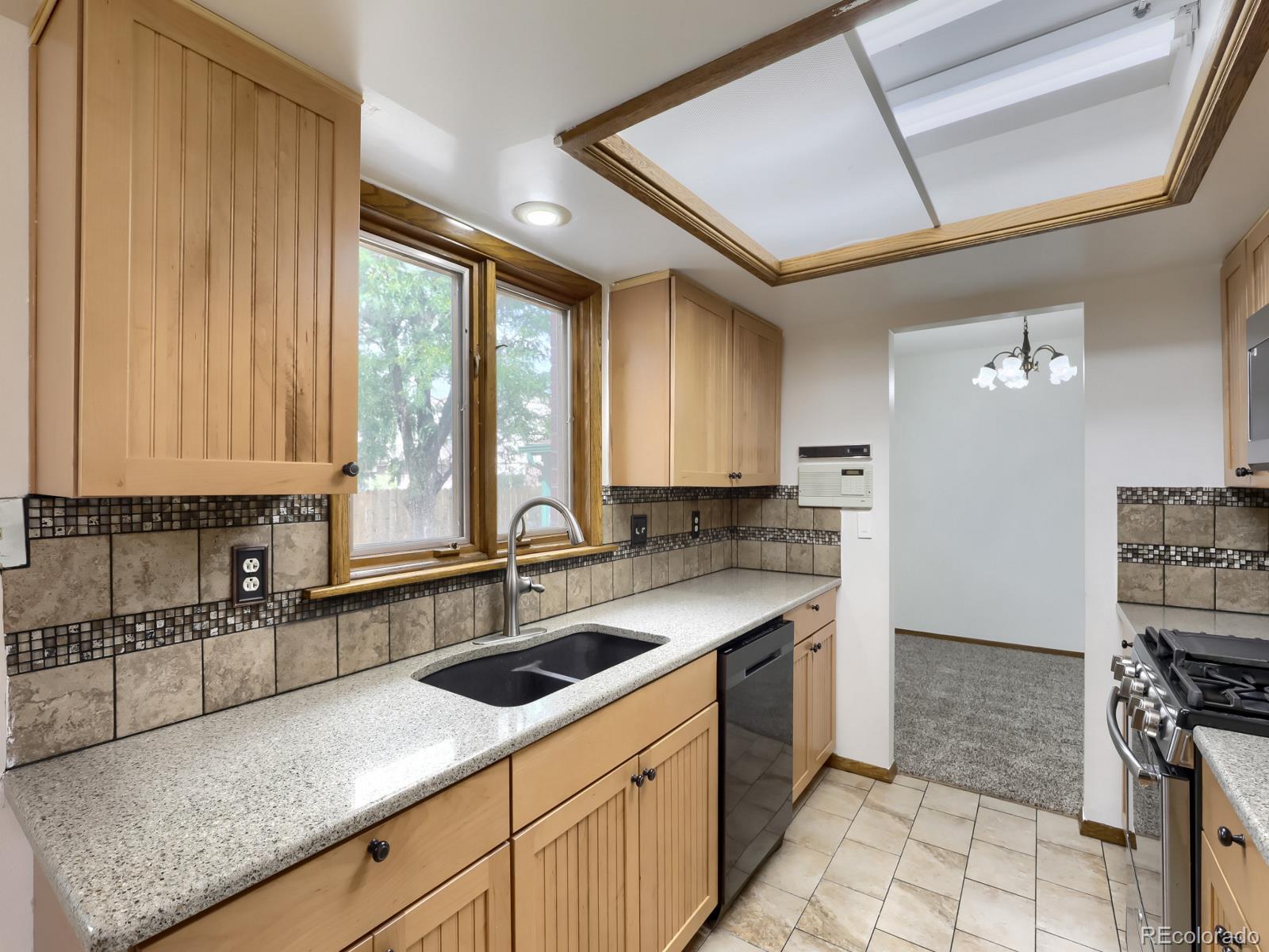 MLS Image #8 for 15818 e 8th circle,aurora, Colorado