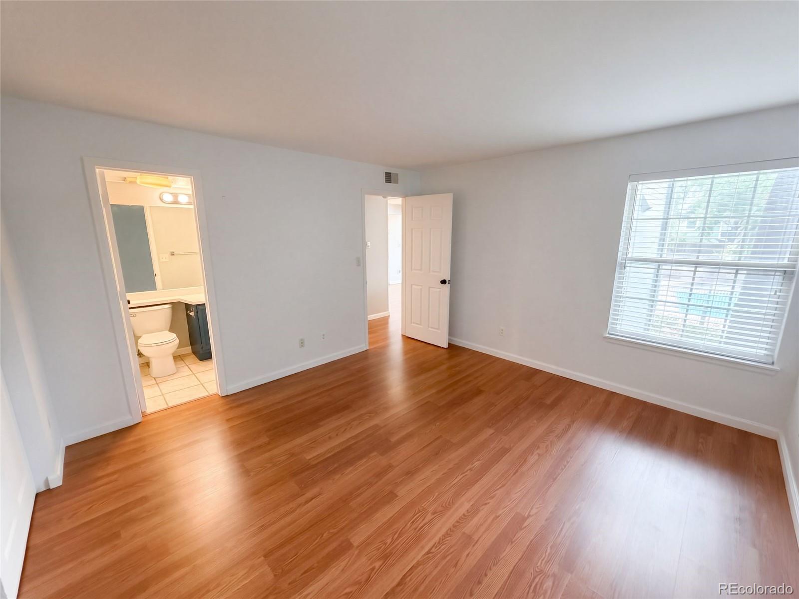 MLS Image #3 for 6702 s ivy way,centennial, Colorado