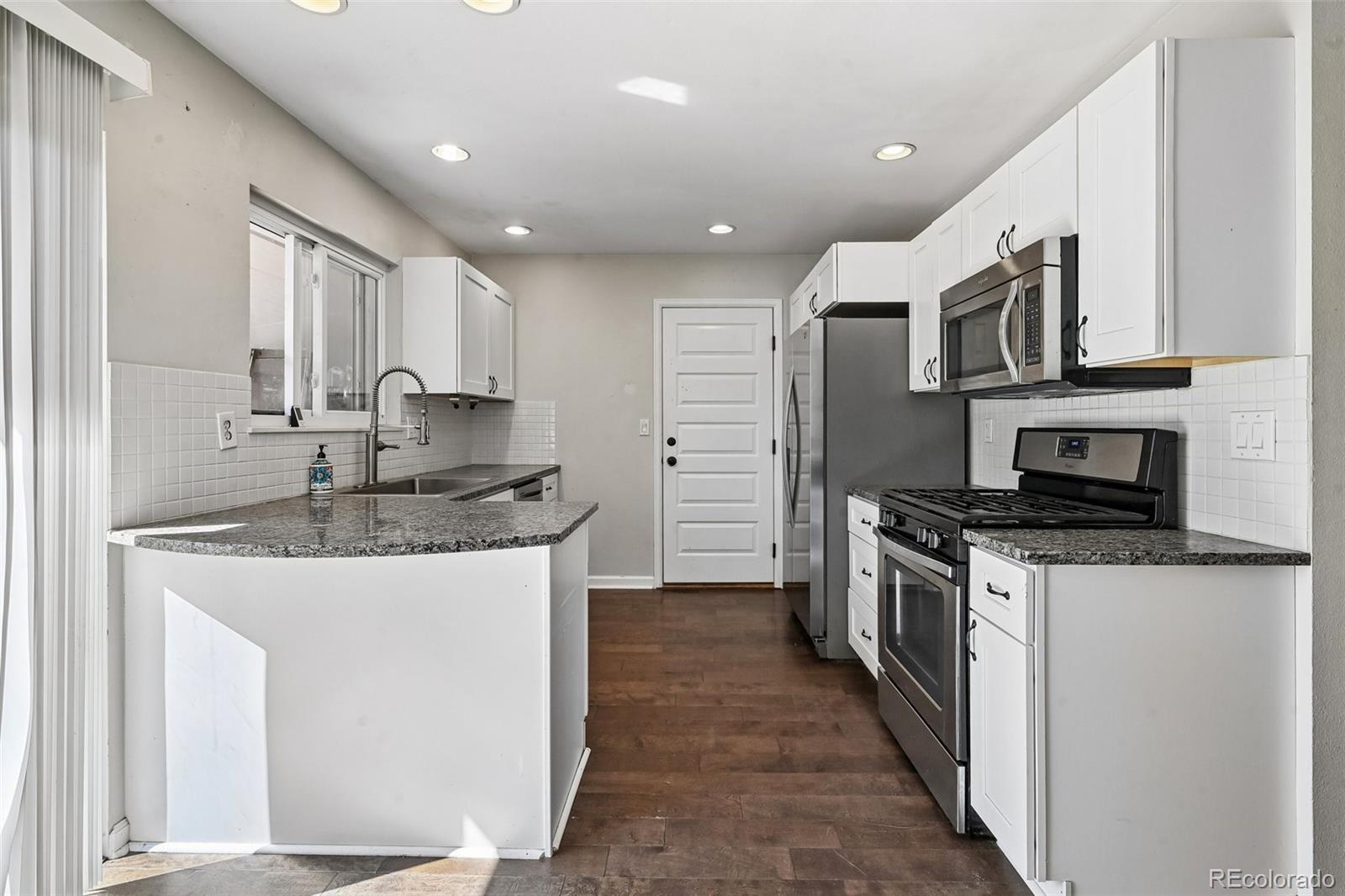 MLS Image #9 for 306  matchless street,louisville, Colorado
