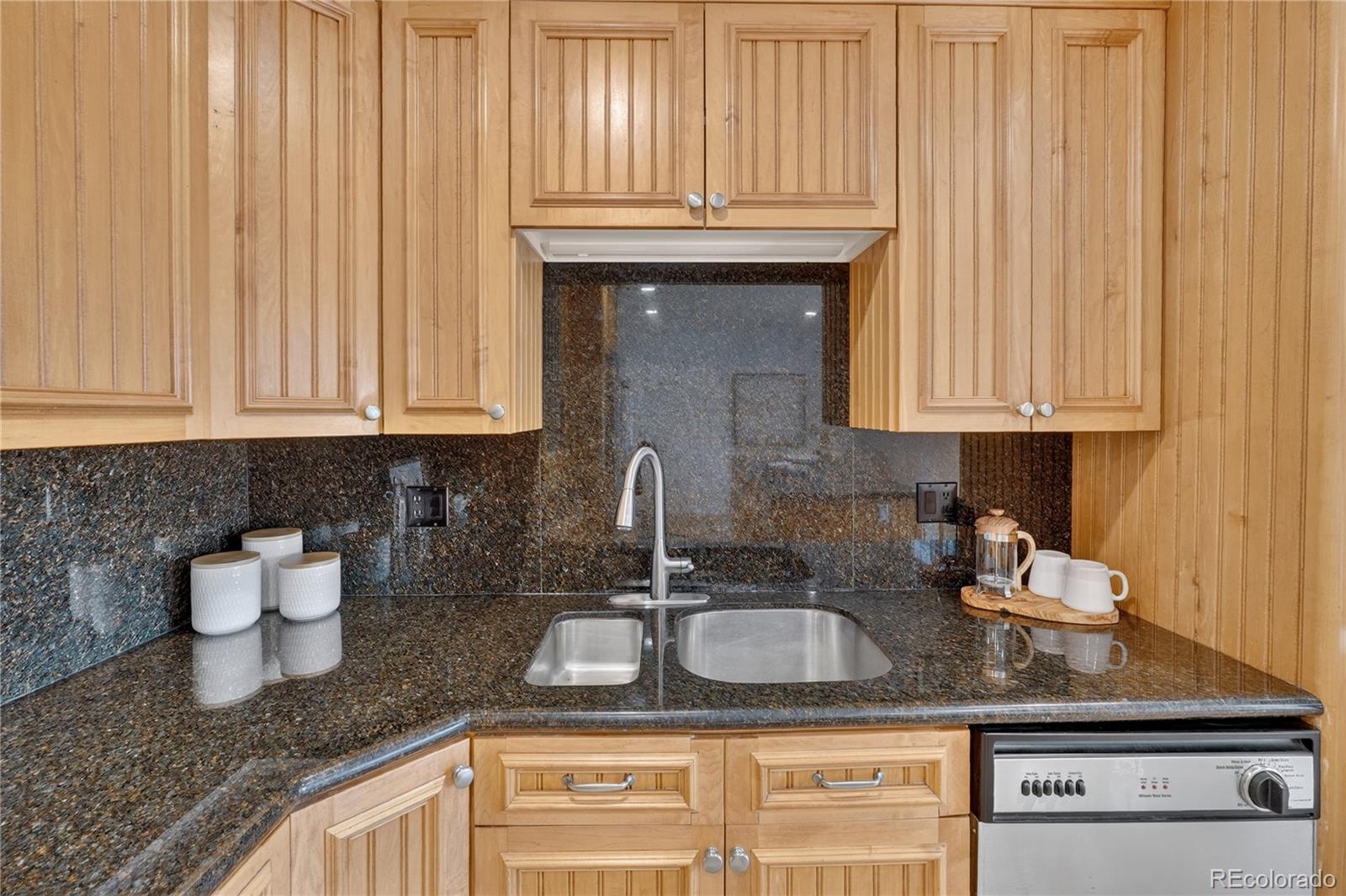 MLS Image #25 for 3019 s eaton street,denver, Colorado