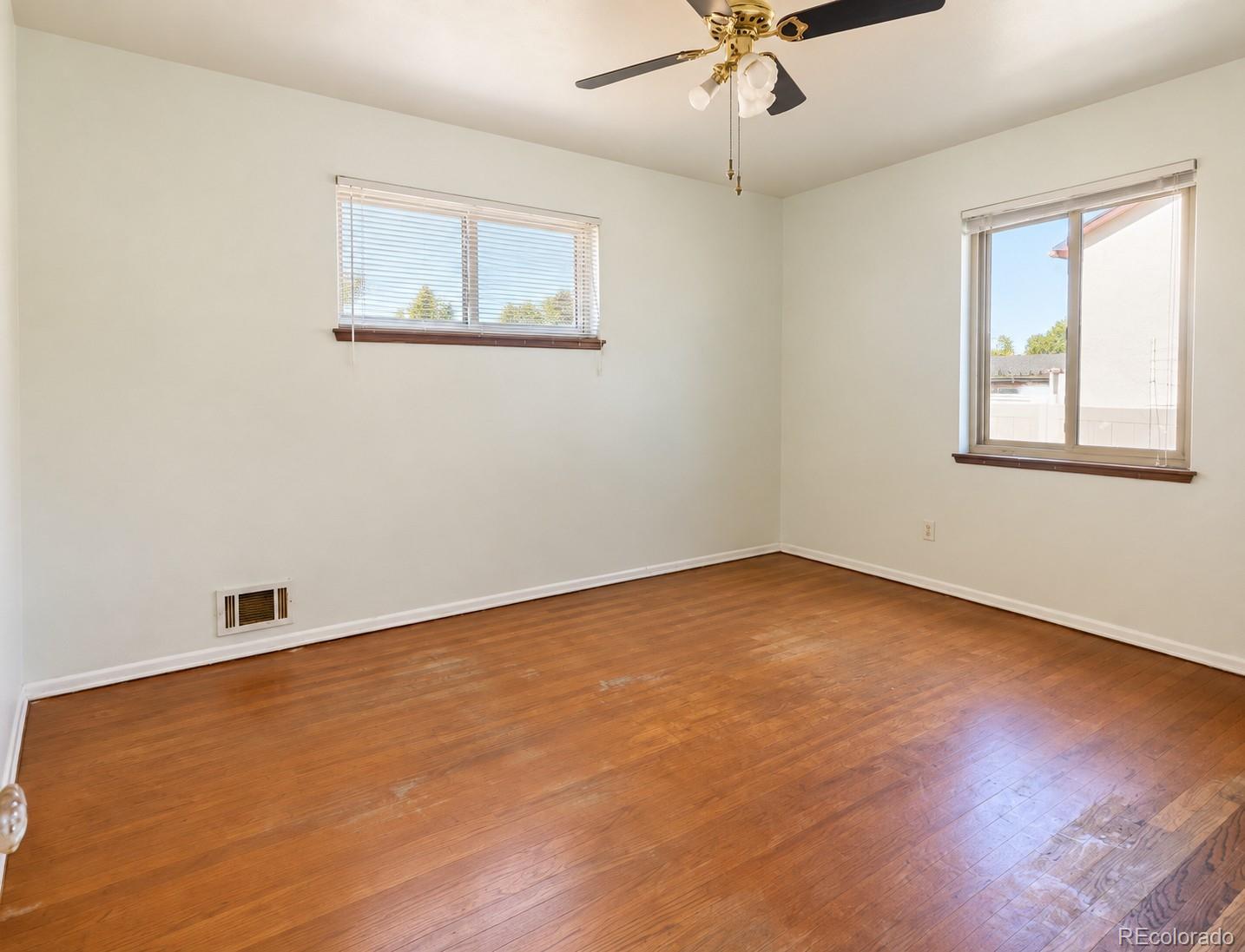 MLS Image #8 for 1420 s winona way,denver, Colorado