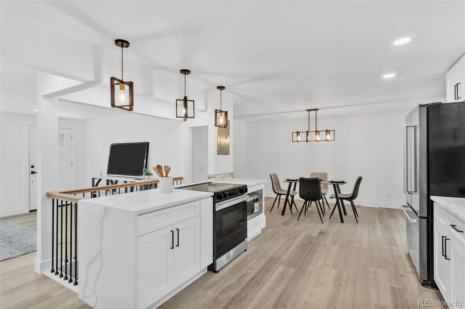 MLS Image #10 for 975 e 9th avenue,broomfield, Colorado