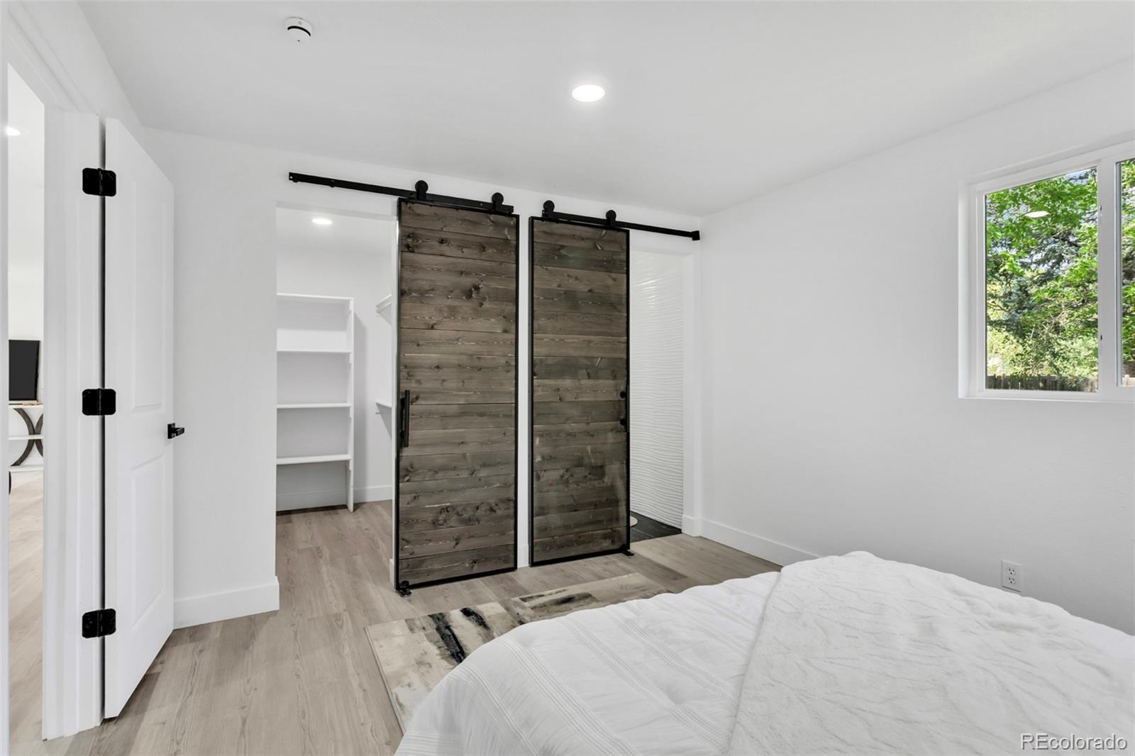 MLS Image #14 for 975 e 9th avenue,broomfield, Colorado