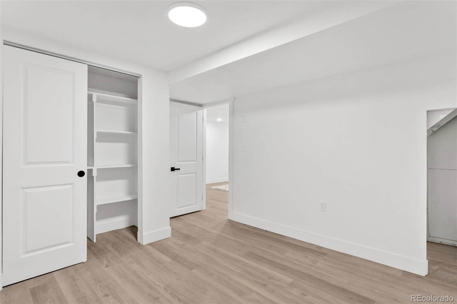 MLS Image #17 for 975 e 9th avenue,broomfield, Colorado