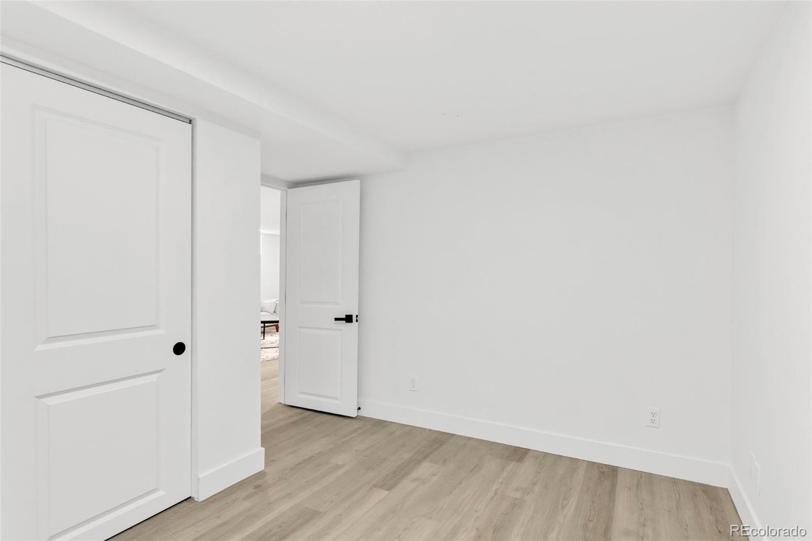 MLS Image #23 for 975 e 9th avenue,broomfield, Colorado