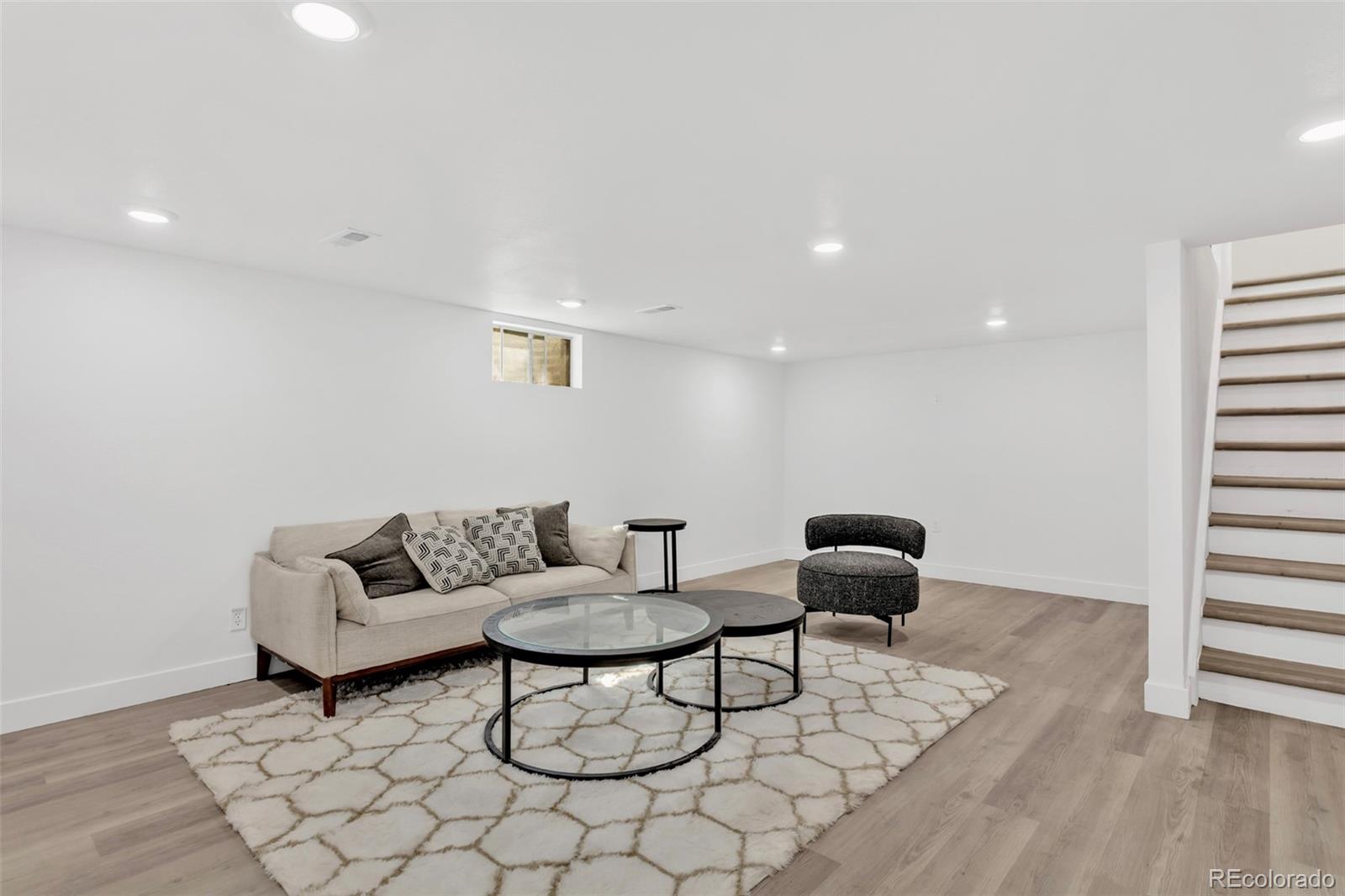 MLS Image #24 for 975 e 9th avenue,broomfield, Colorado