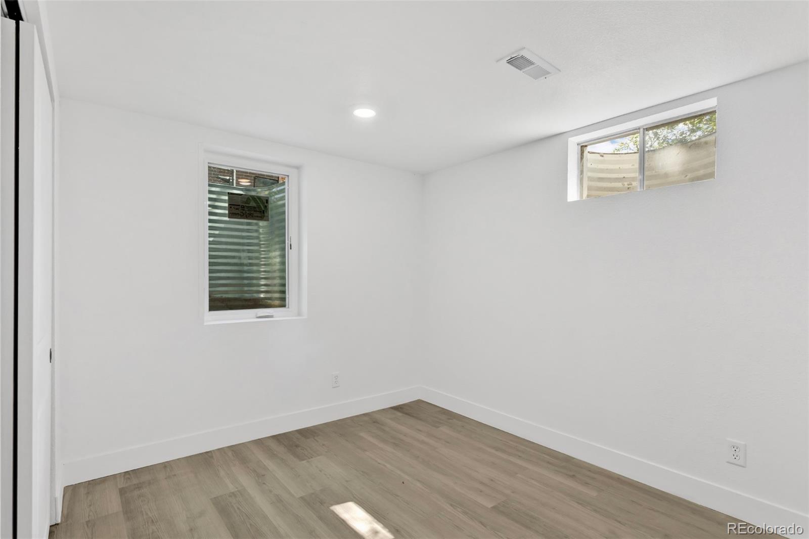 MLS Image #26 for 975 e 9th avenue,broomfield, Colorado