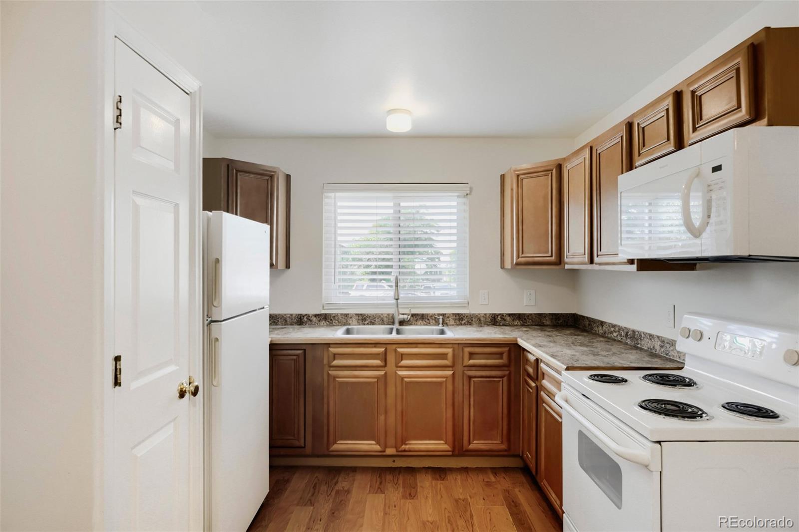 MLS Image #10 for 20691 e buchanan drive,aurora, Colorado