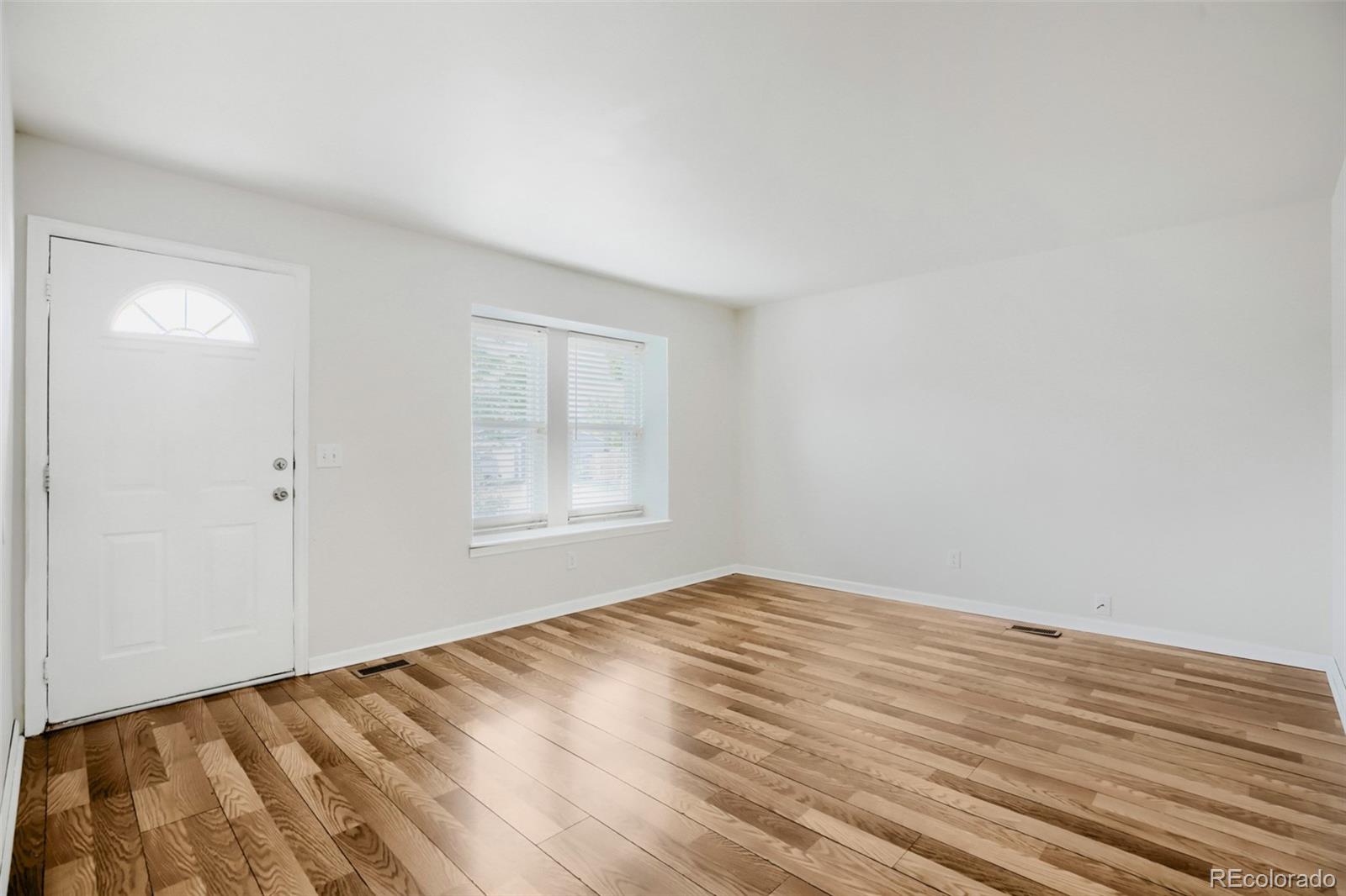 MLS Image #3 for 20691 e buchanan drive,aurora, Colorado