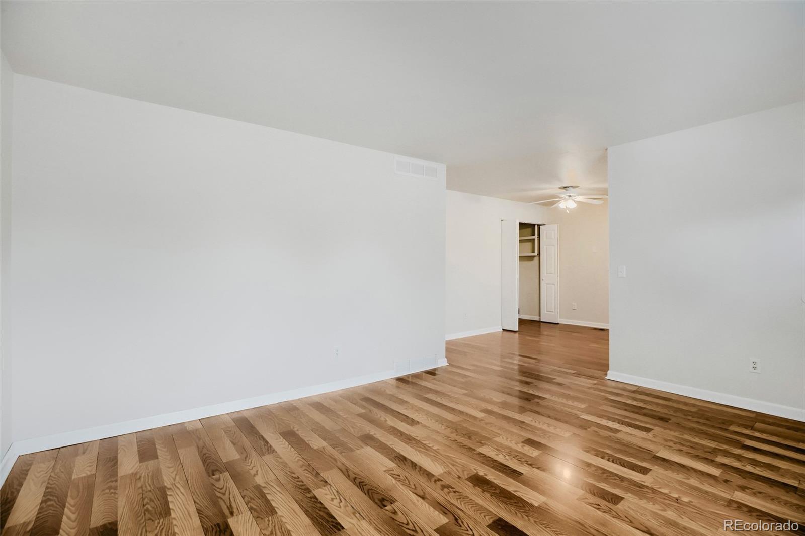 MLS Image #4 for 20691 e buchanan drive,aurora, Colorado
